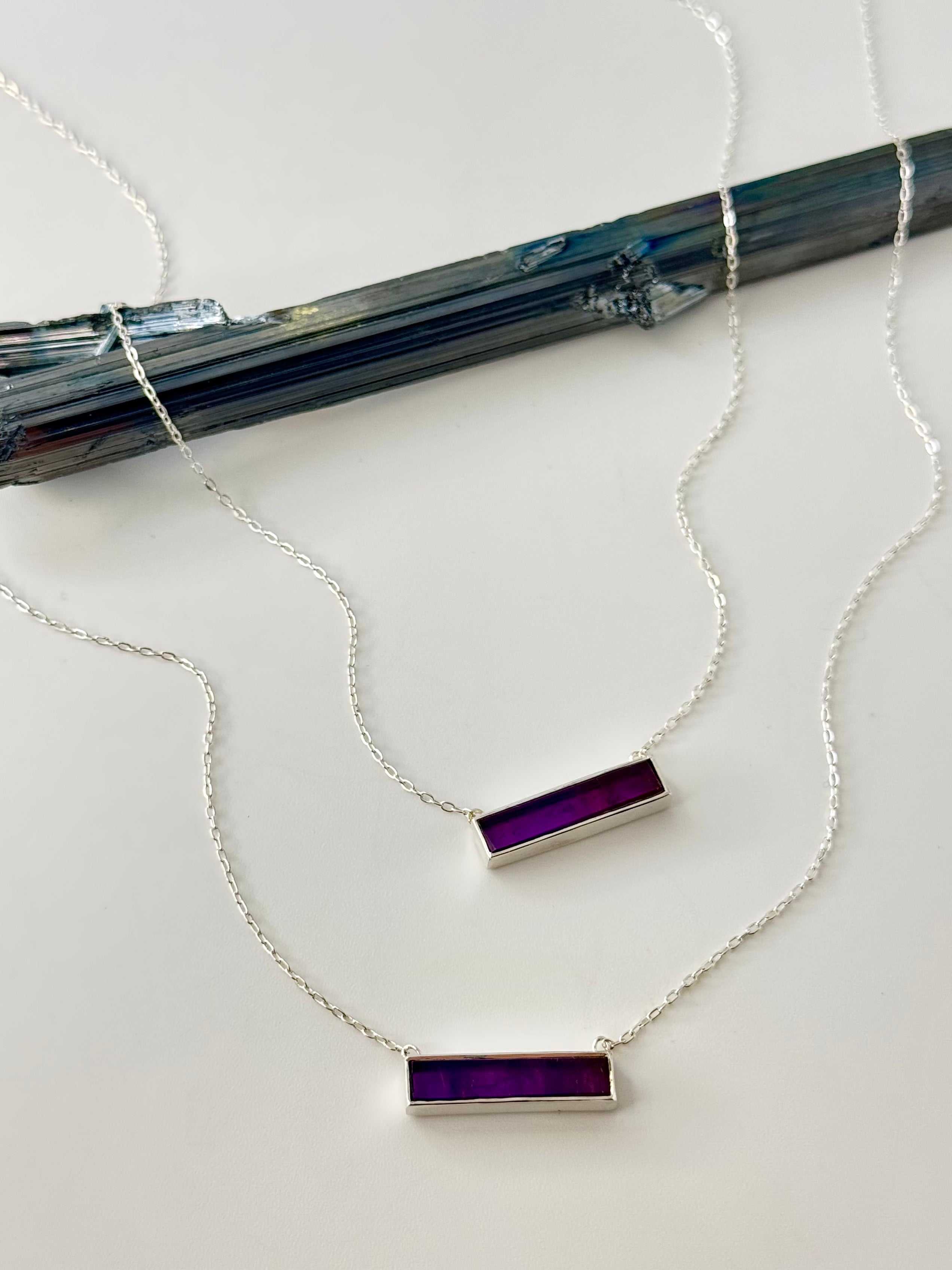 •PETITE BAR• amethyst + silver necklace (16"-18" long)