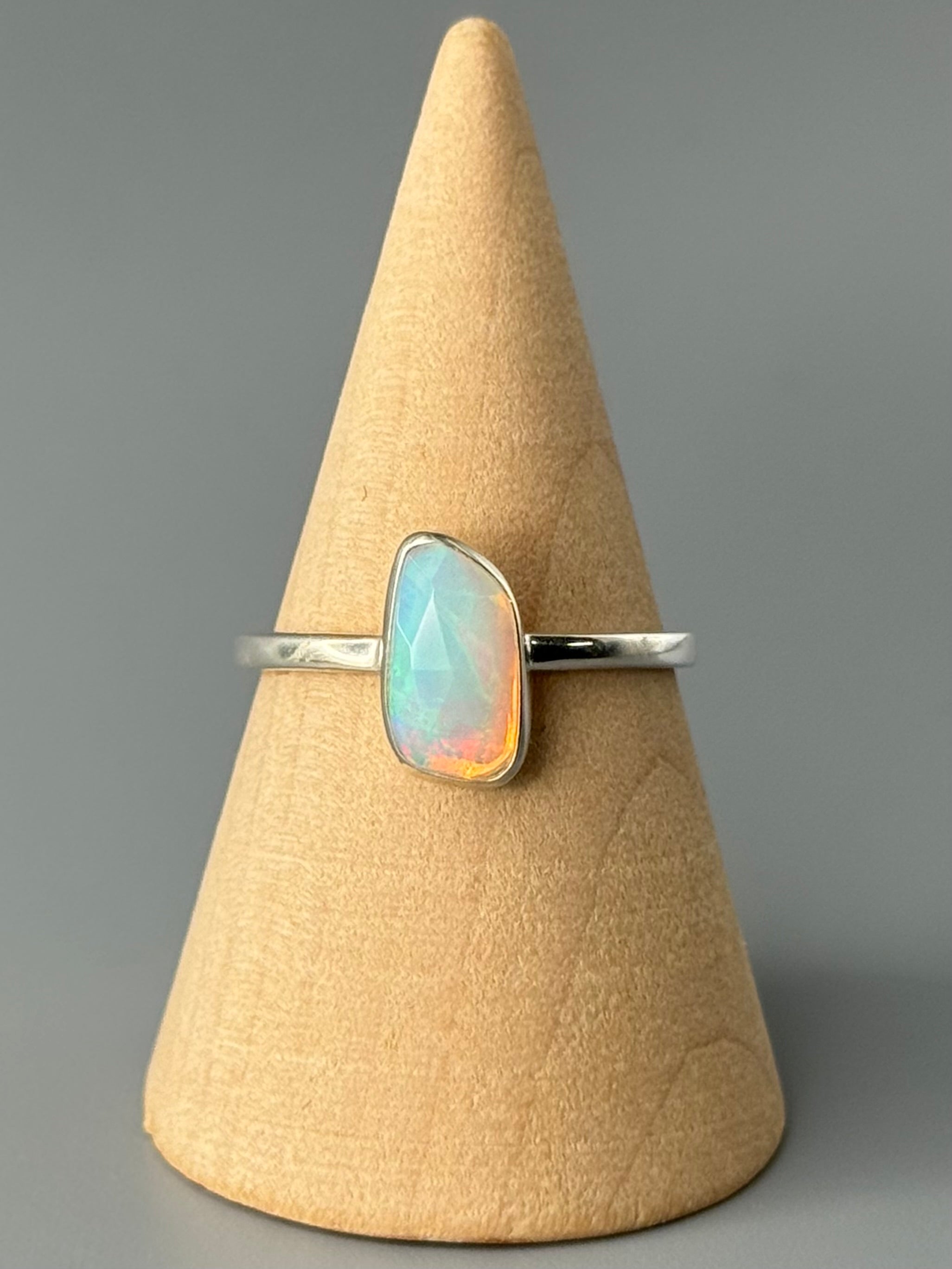 •FACETED ETHIOPIAN OPAL - STACKABLE FREEFORM• silver ring (size 9)
