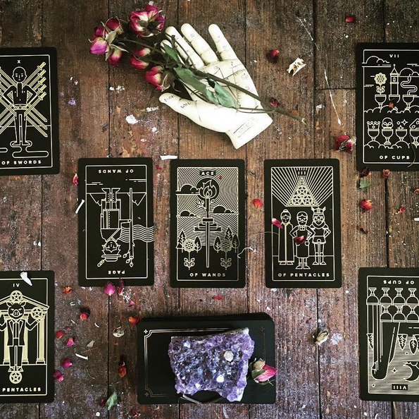 •GOLDEN THREAD• tarot deck