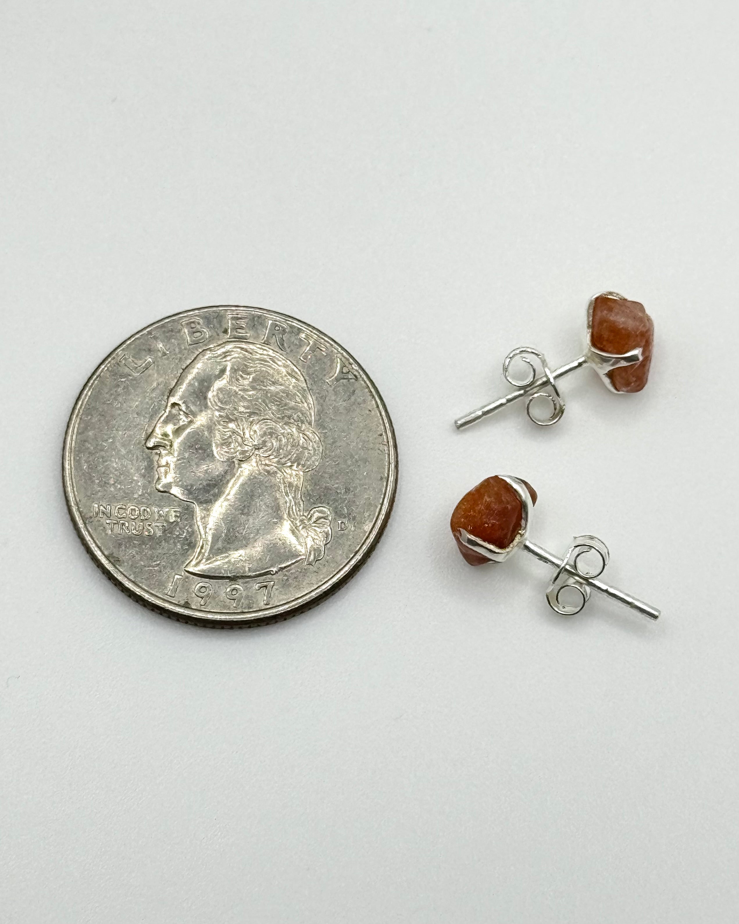 •SUNSTONE• silver prong set stud earrings