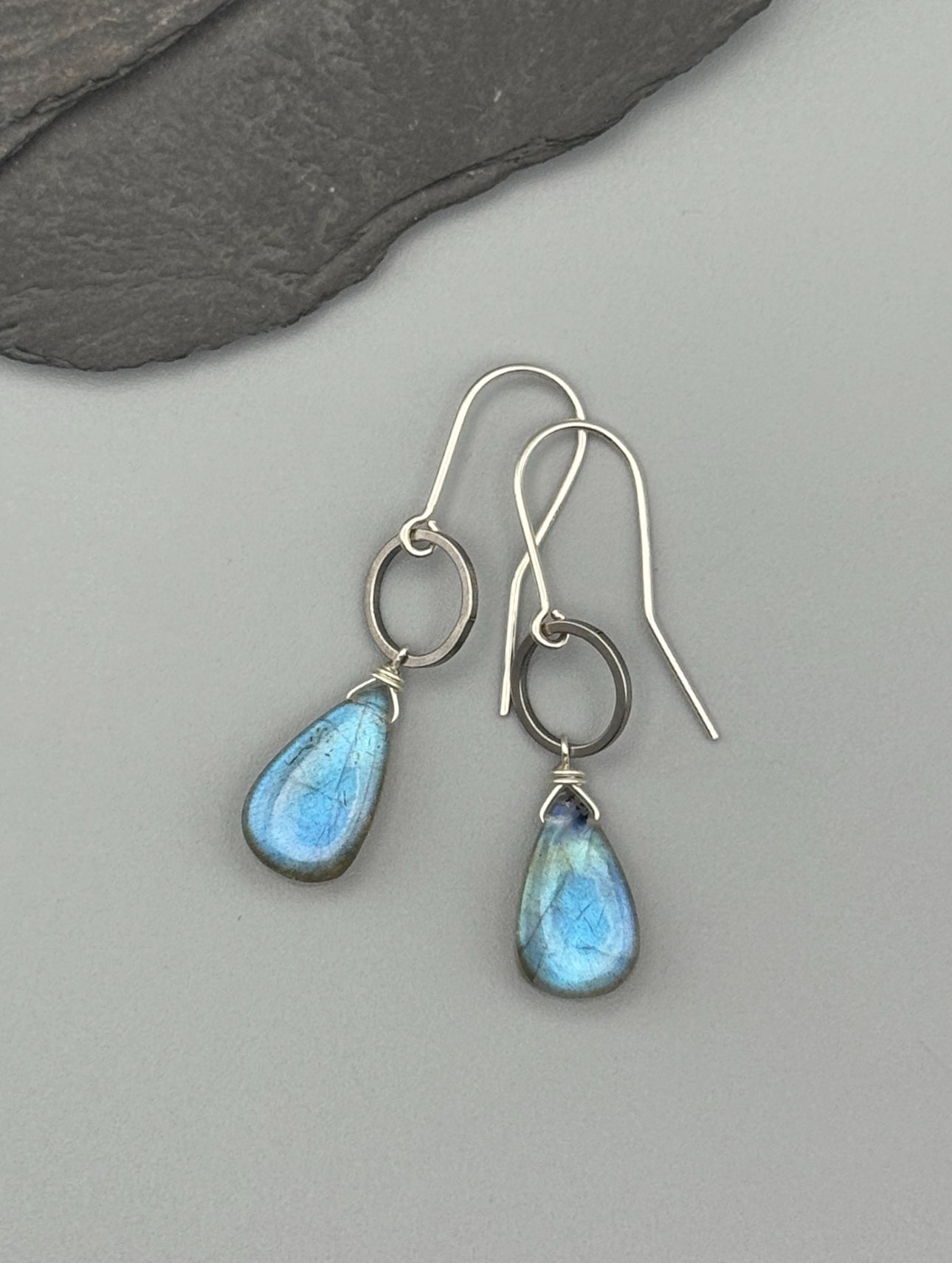 •LUNA• labradorite tear + silver earrings
