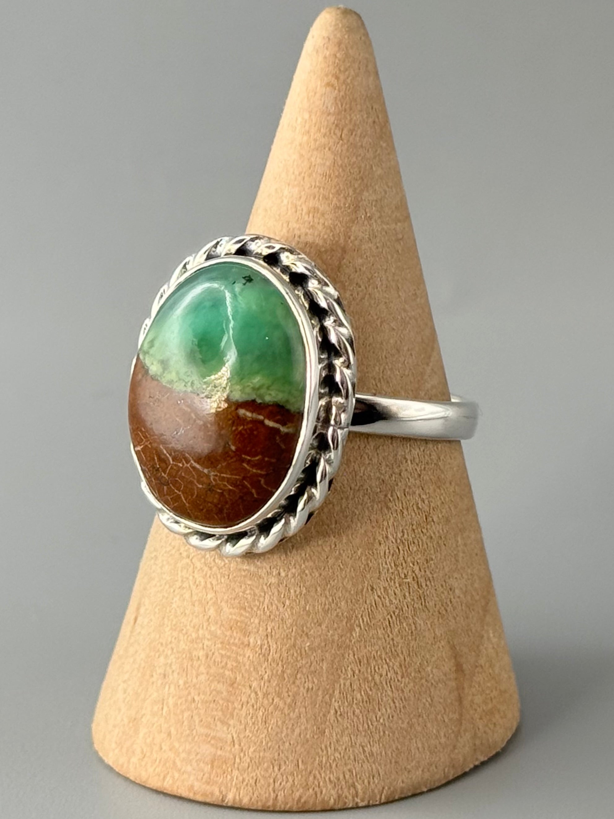 •CHRYSOPRASE - TWINE OVAL• sterling silver ring (size 8.75)