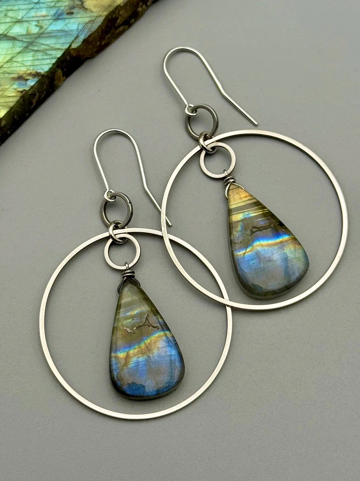 •EQUA-LUNA• labradorite tear + silver earrings