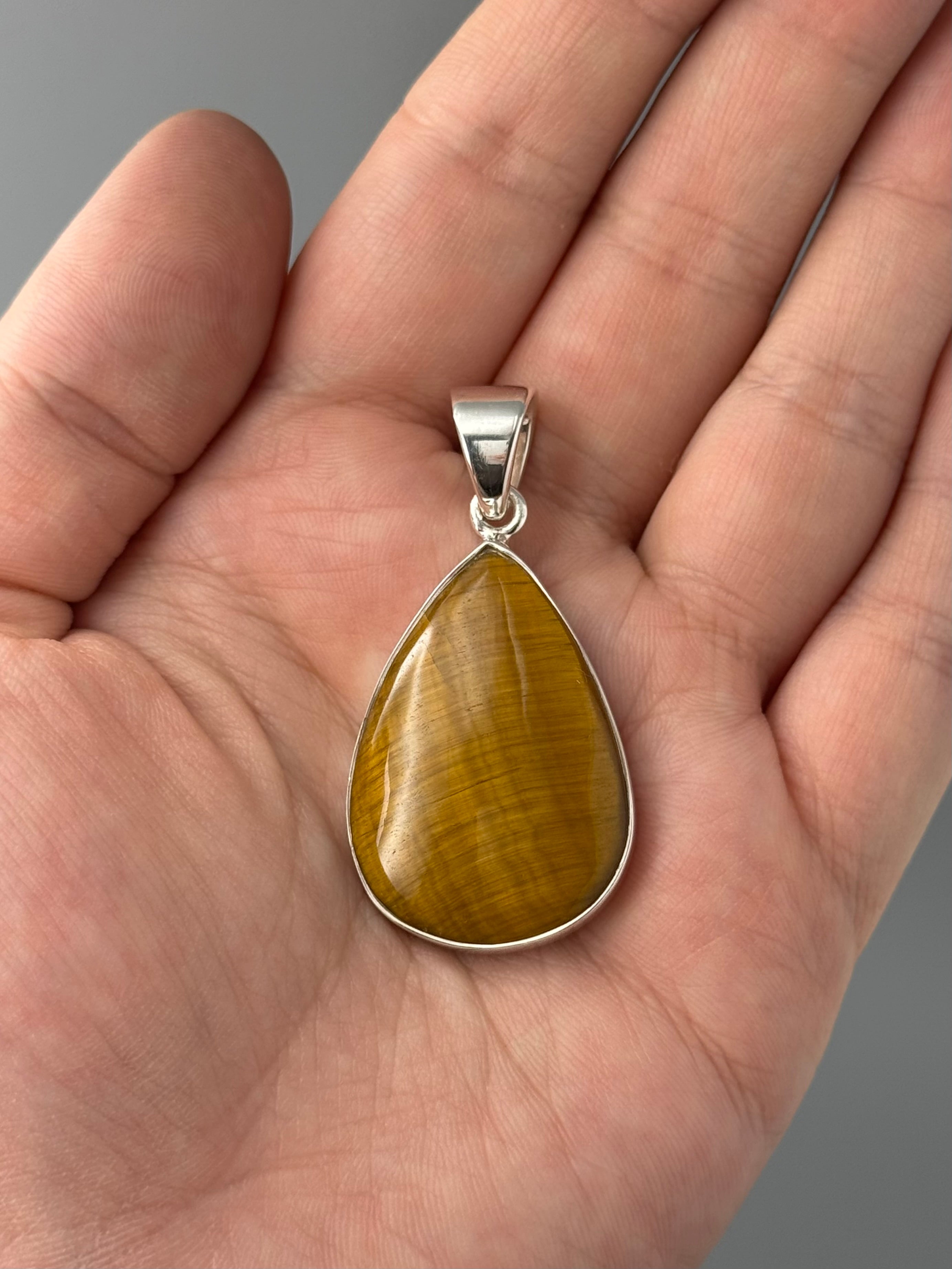 •TIGER EYE - TEARDROP• sterling silver pendant