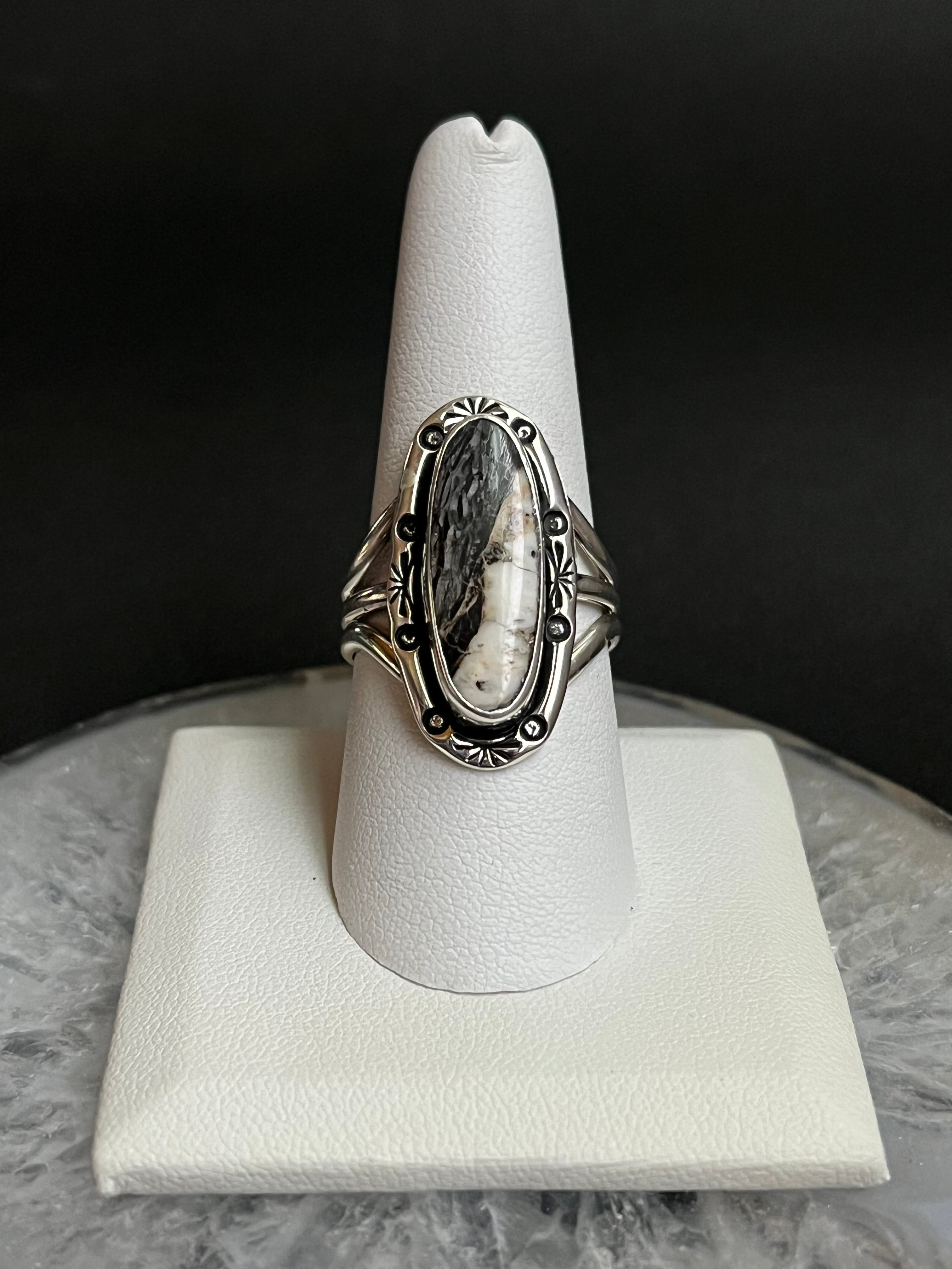 •WHITE BUFFALO TURQUOISE• Navajo silver ring - size 9.5