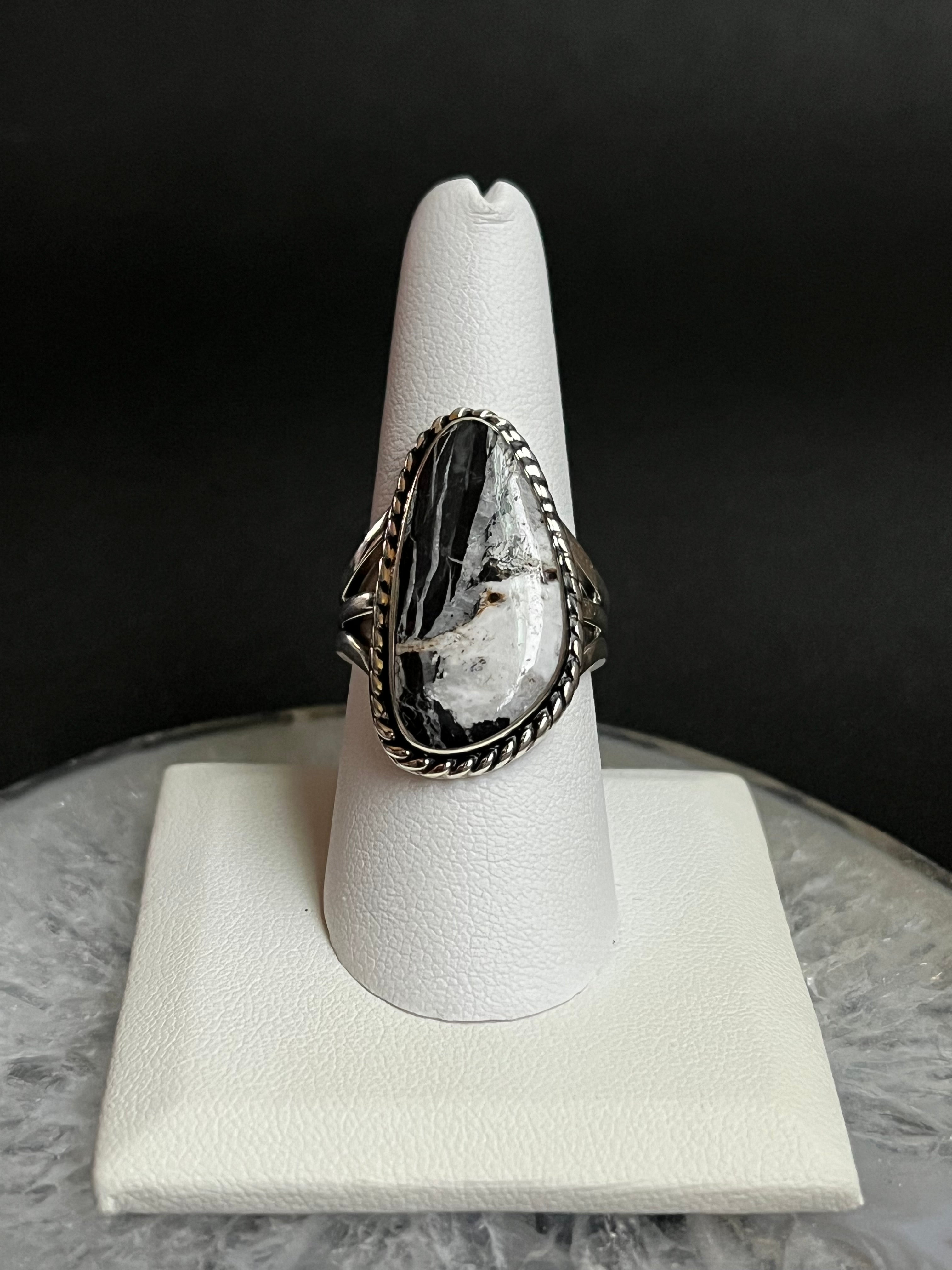 •WHITE BUFFALO TURQUOISE• Navajo silver ring (size 8.75)