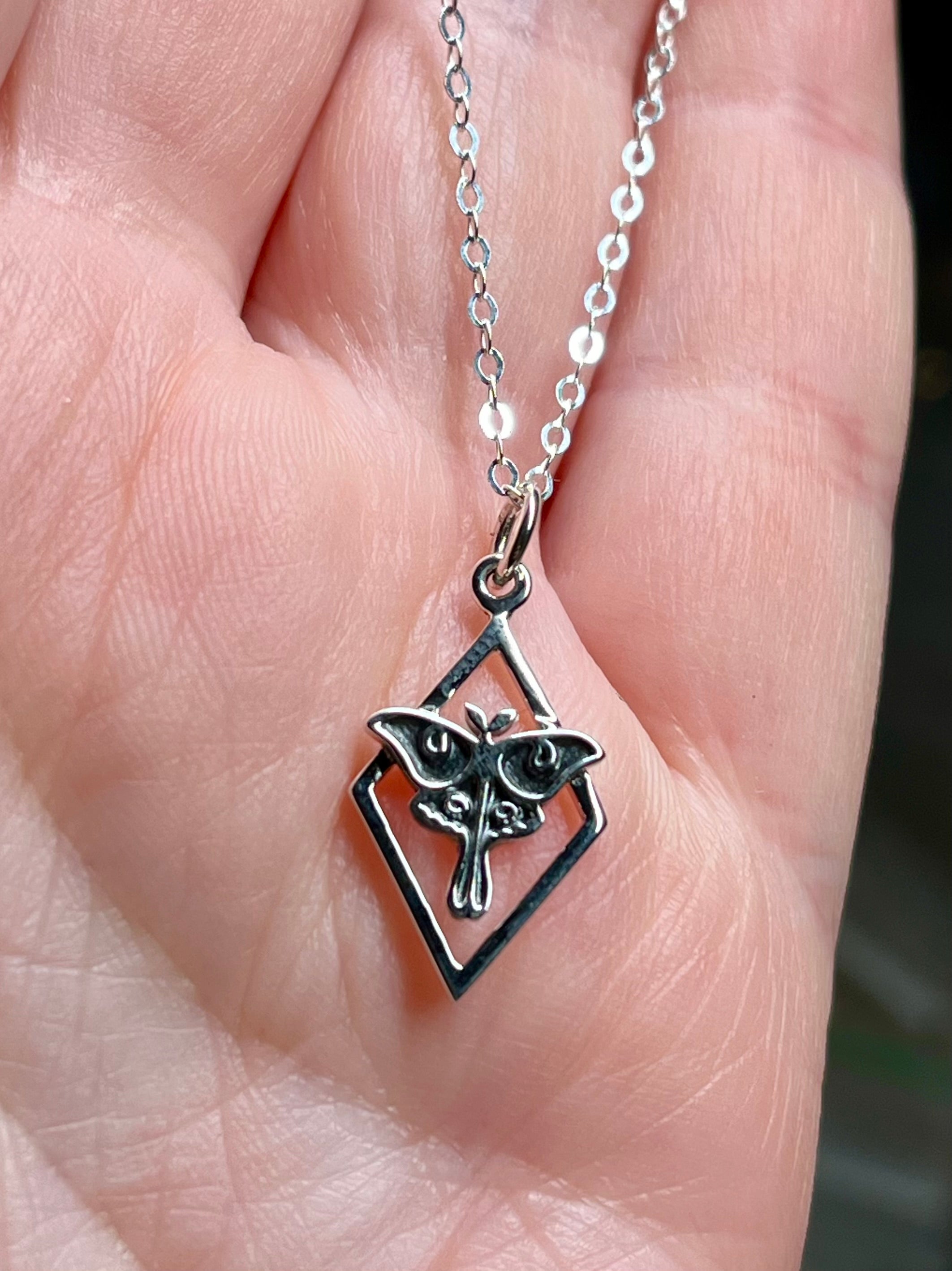 •TINY LUNA DIAMOND• silver necklace