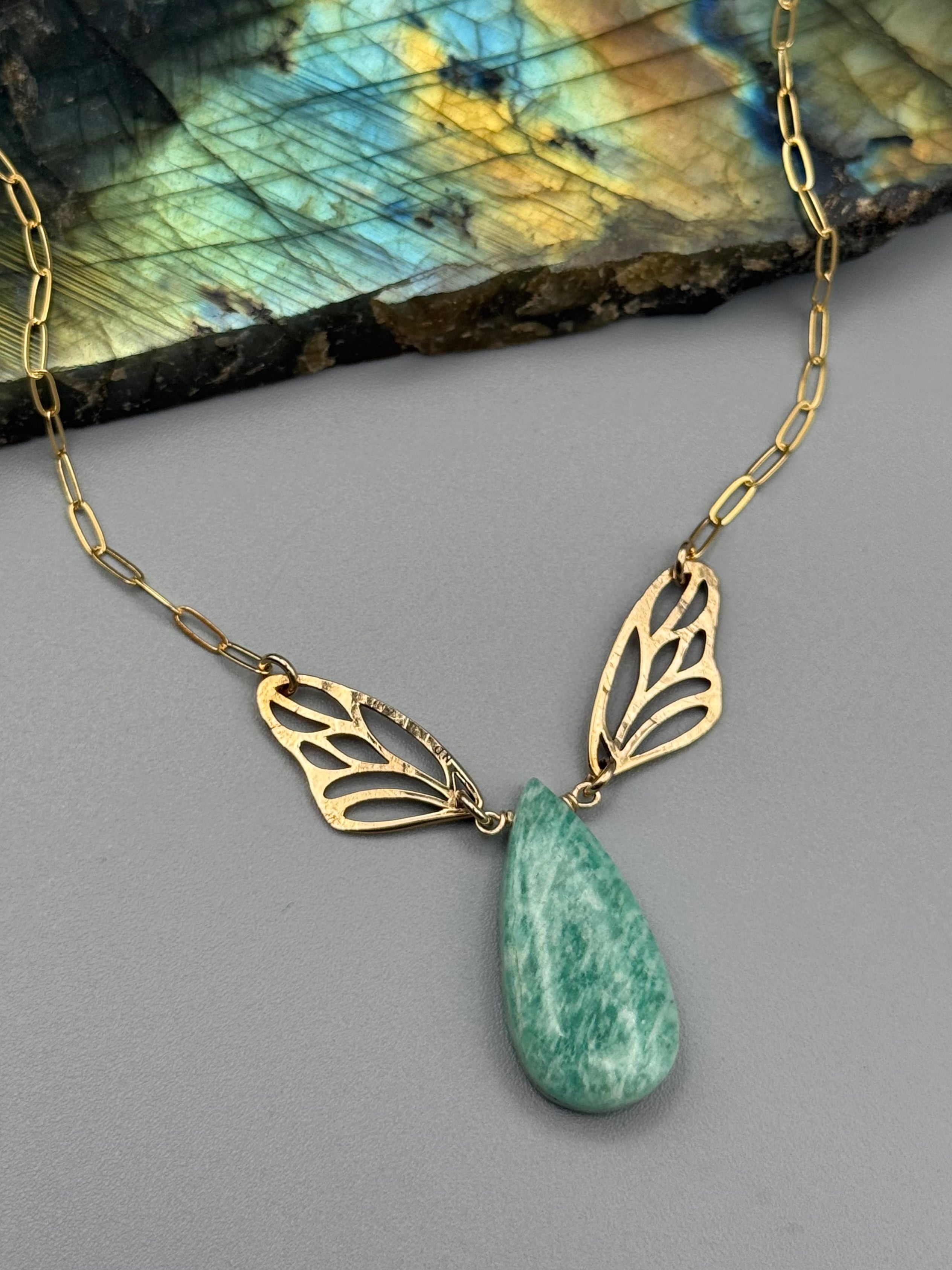 •METAMORPH• amazonite + gold necklace (16"-18" long)