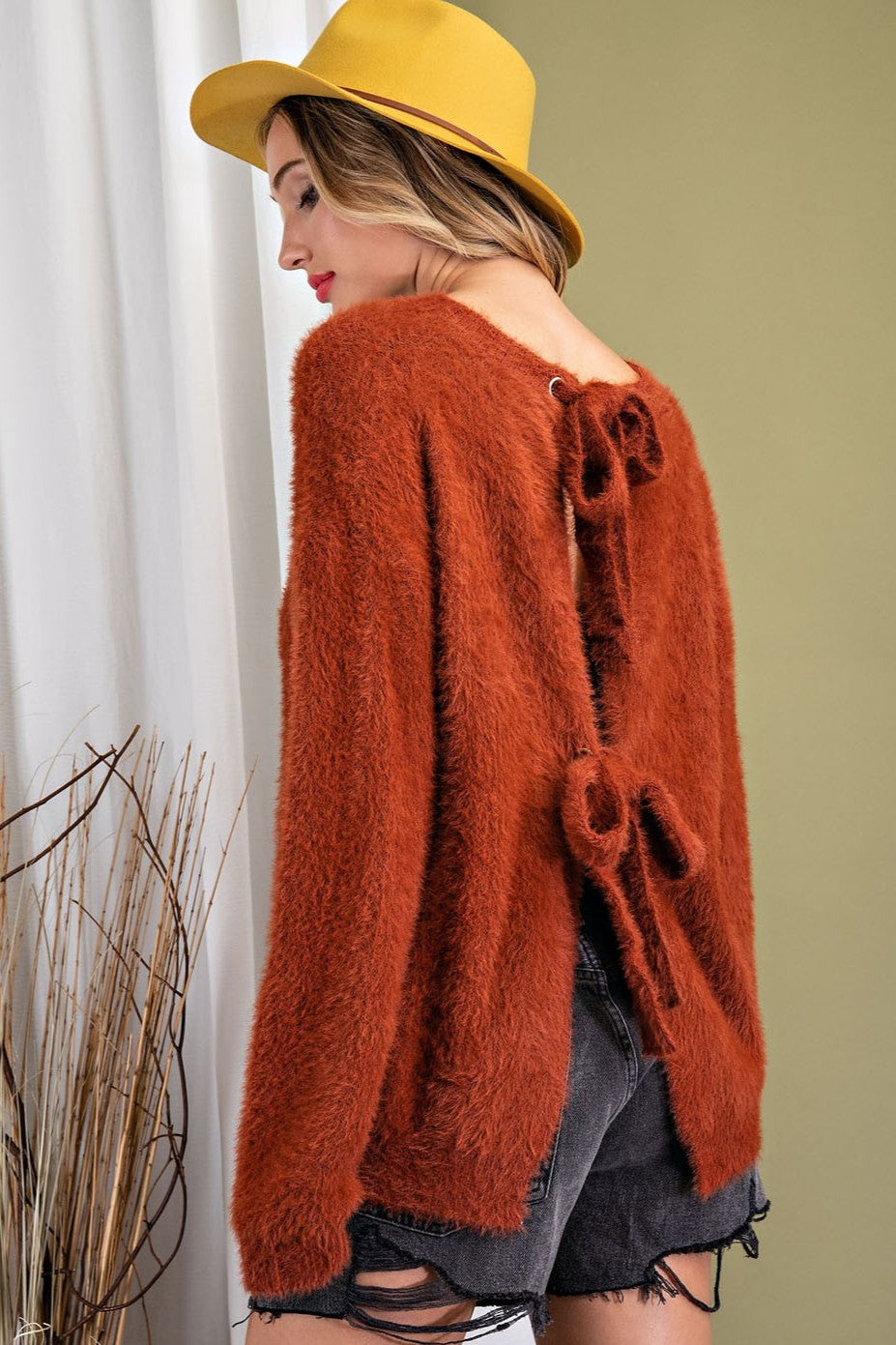 •CHELLA• fuzzy knit open back sweater