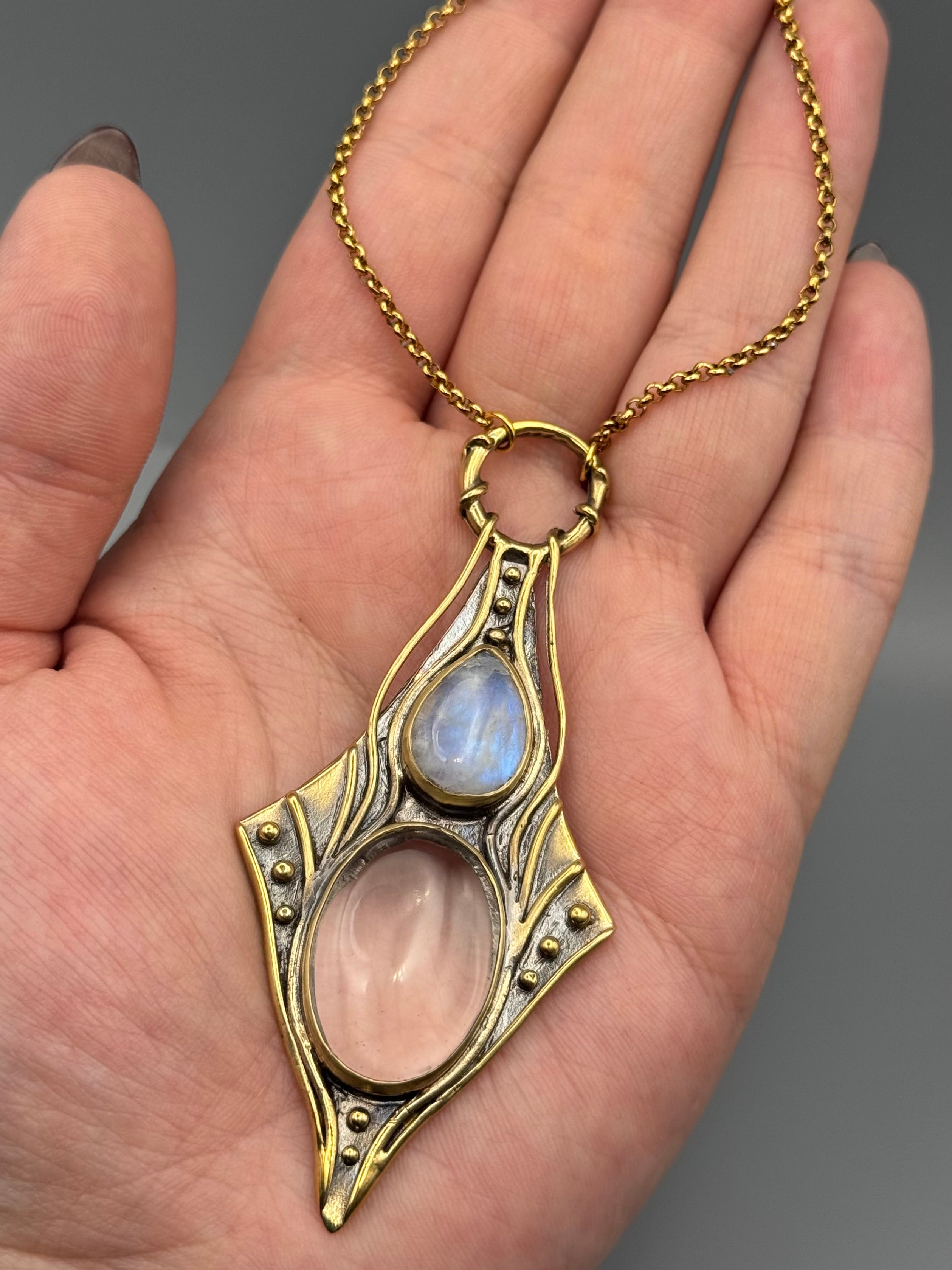 •NIMUE• rainbow moonstone + quartz gold necklace (20" long)