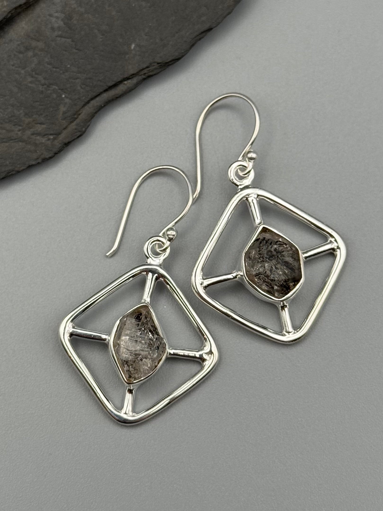 •SOFT DIAMOND• herkimer diamond + silver dangle earrings