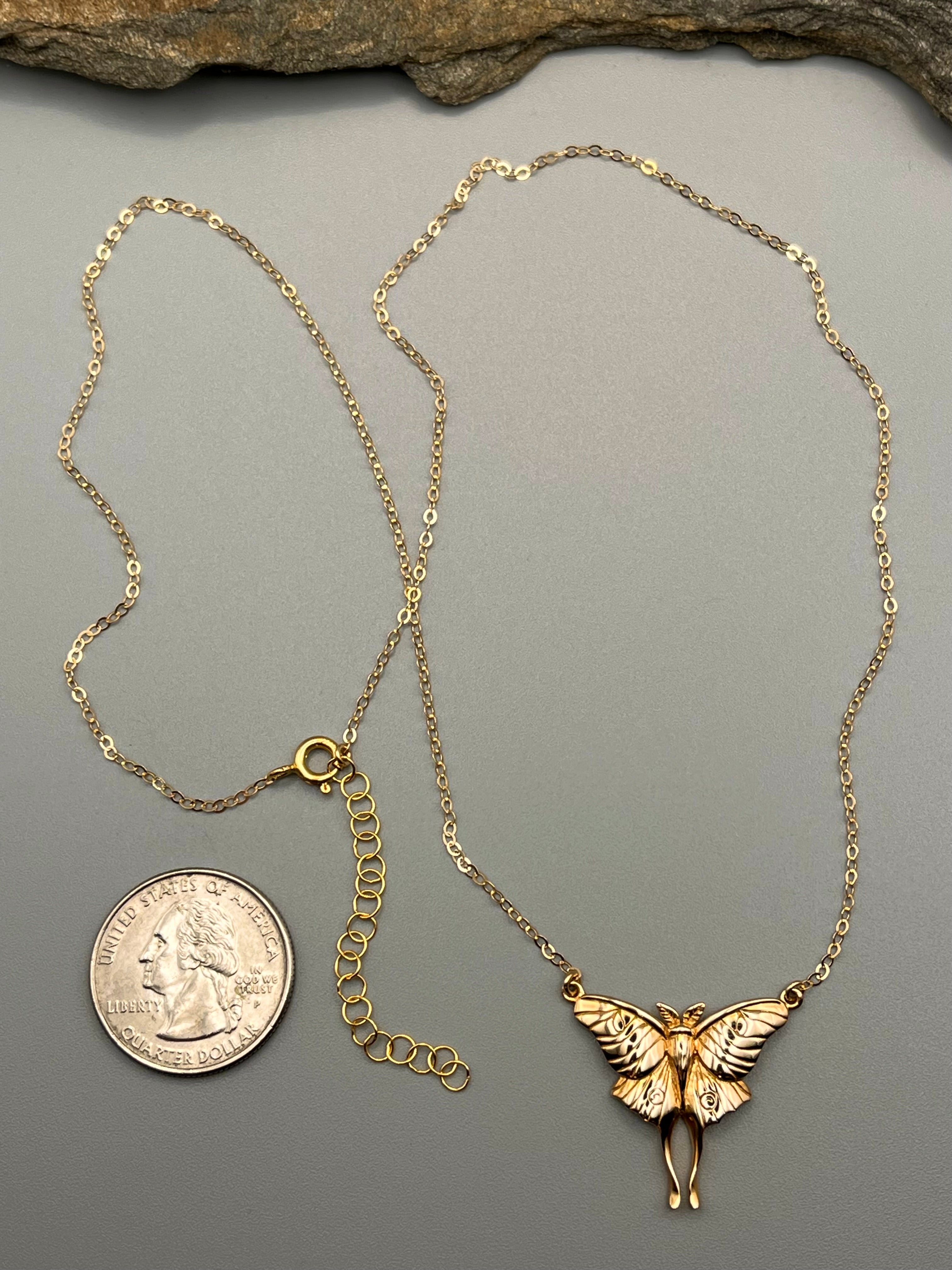 •SWEET LUNA• gold necklace