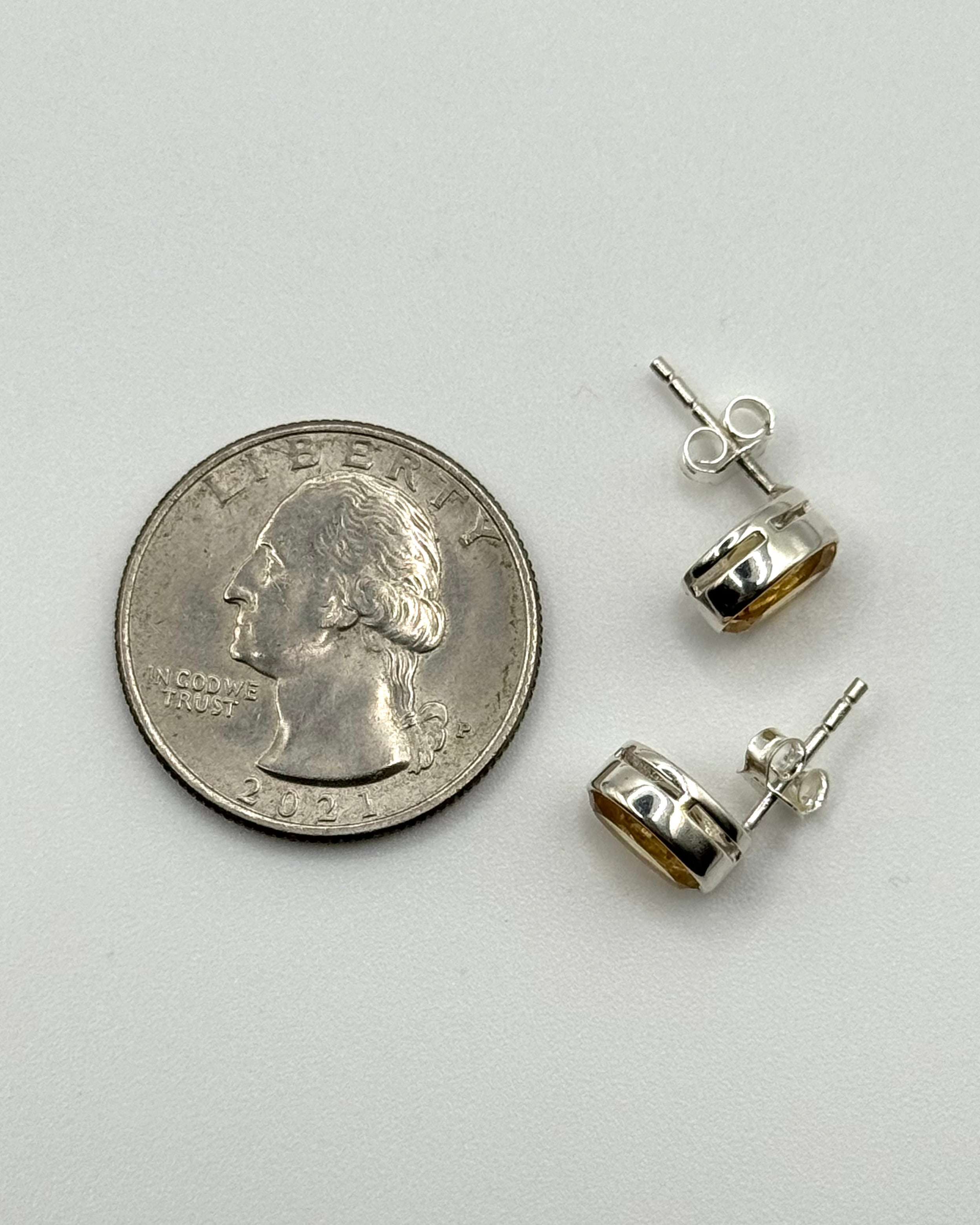 •FACETED CITRINE - LIL' OVAL• silver bezel set stud earrings