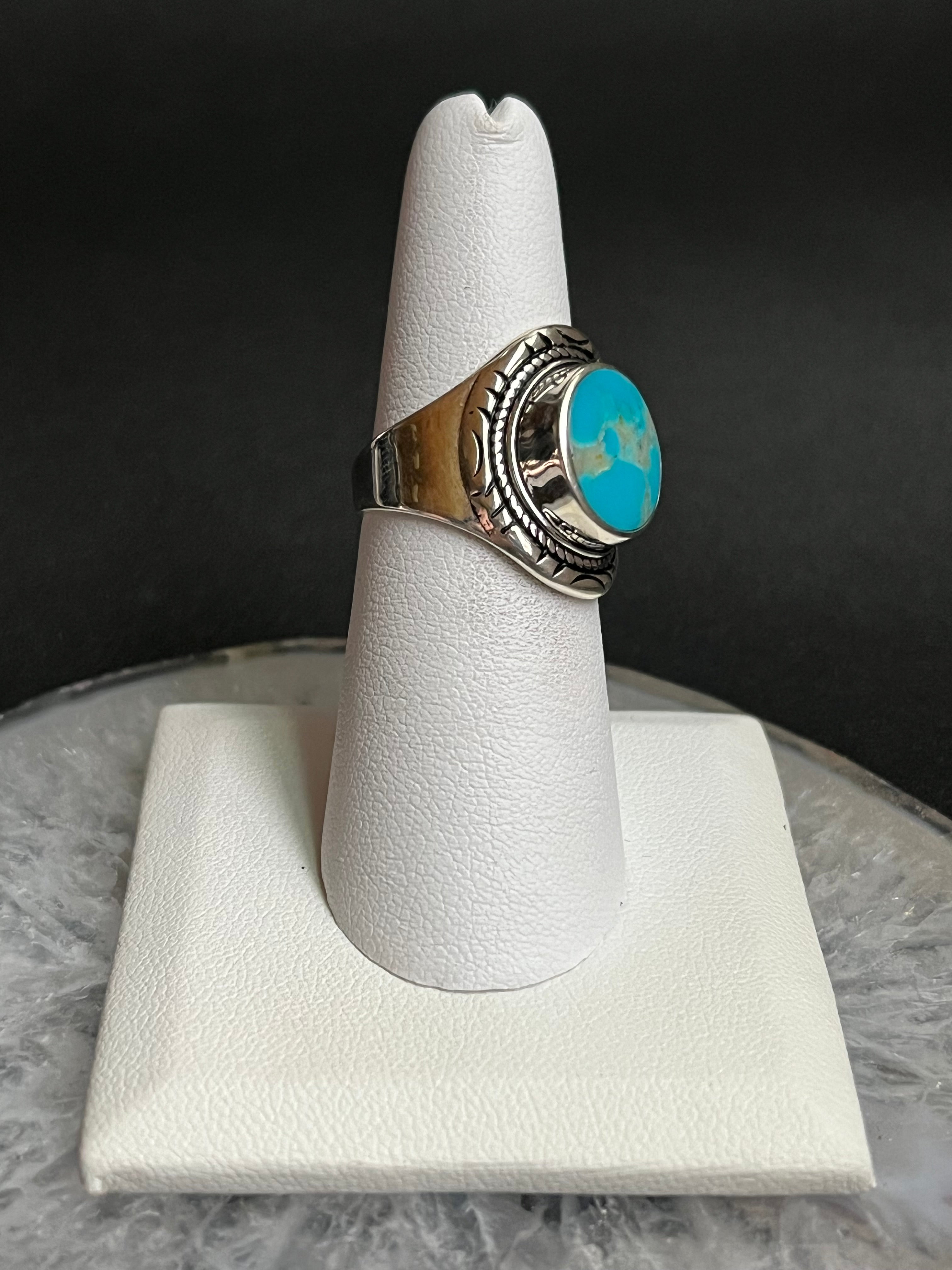 •KINGMAN TURQUOISE• Navajo silver ring (size 6.75)