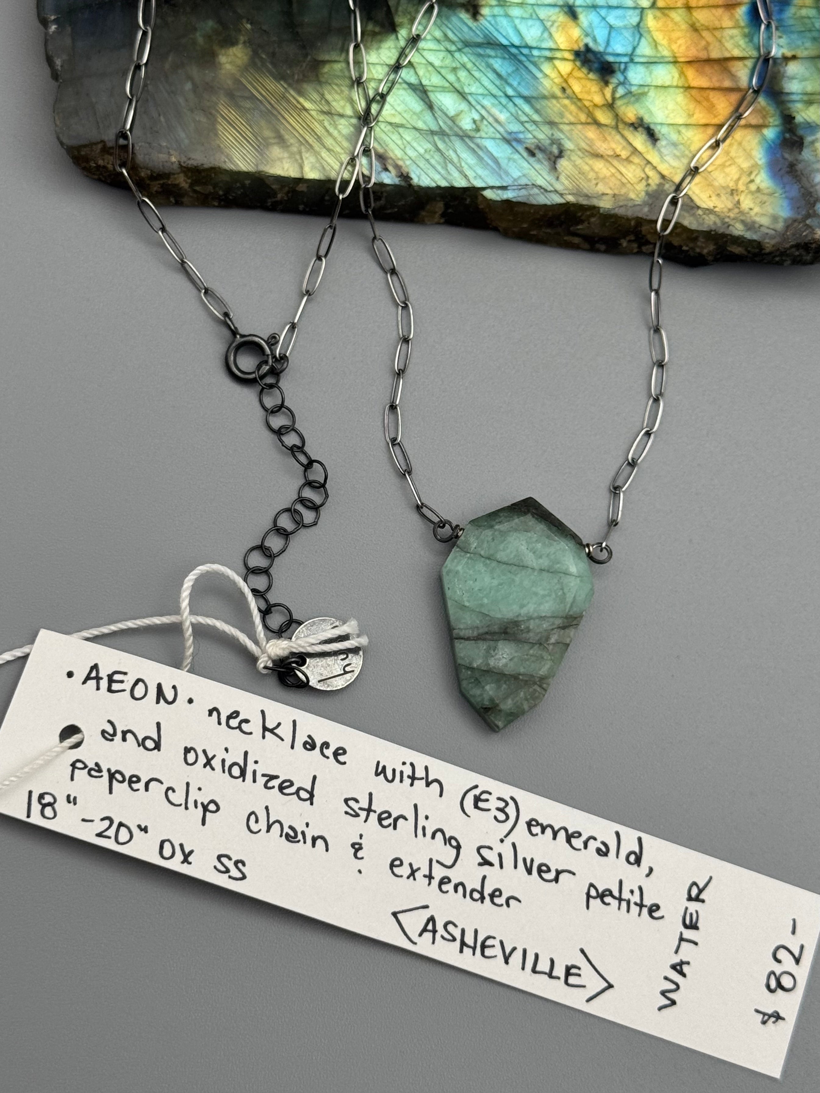 •AEON• emerald petal + silver necklace (18"-20" long)