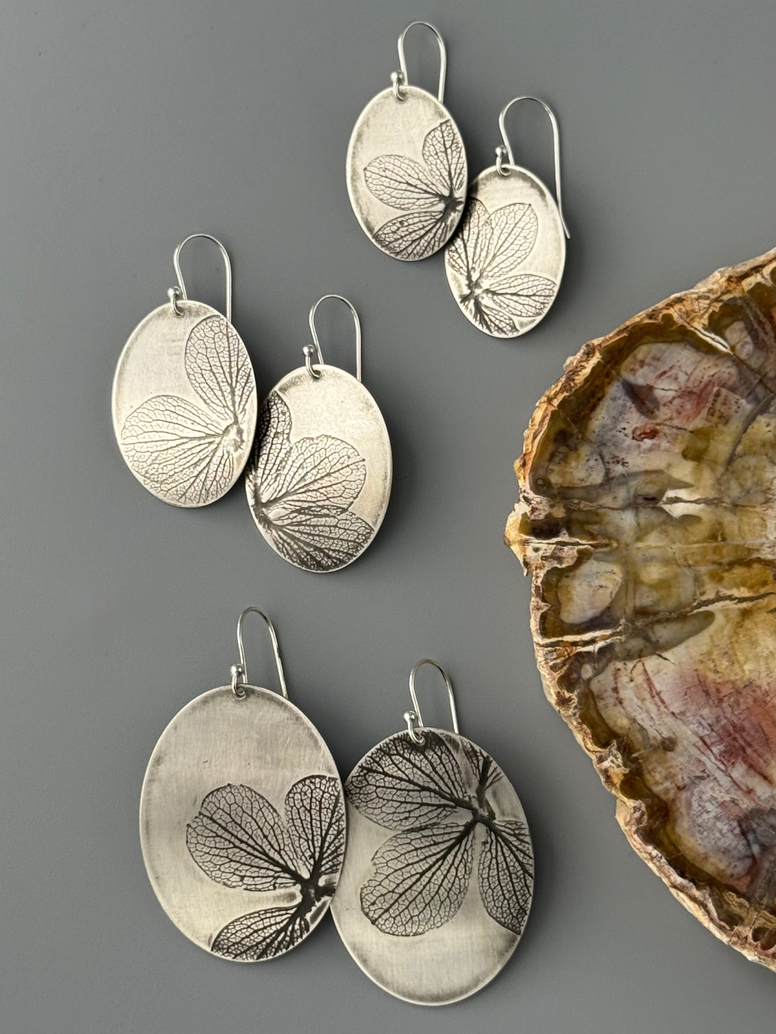 •HYDRANGEA OVOID• silver dangle earrings