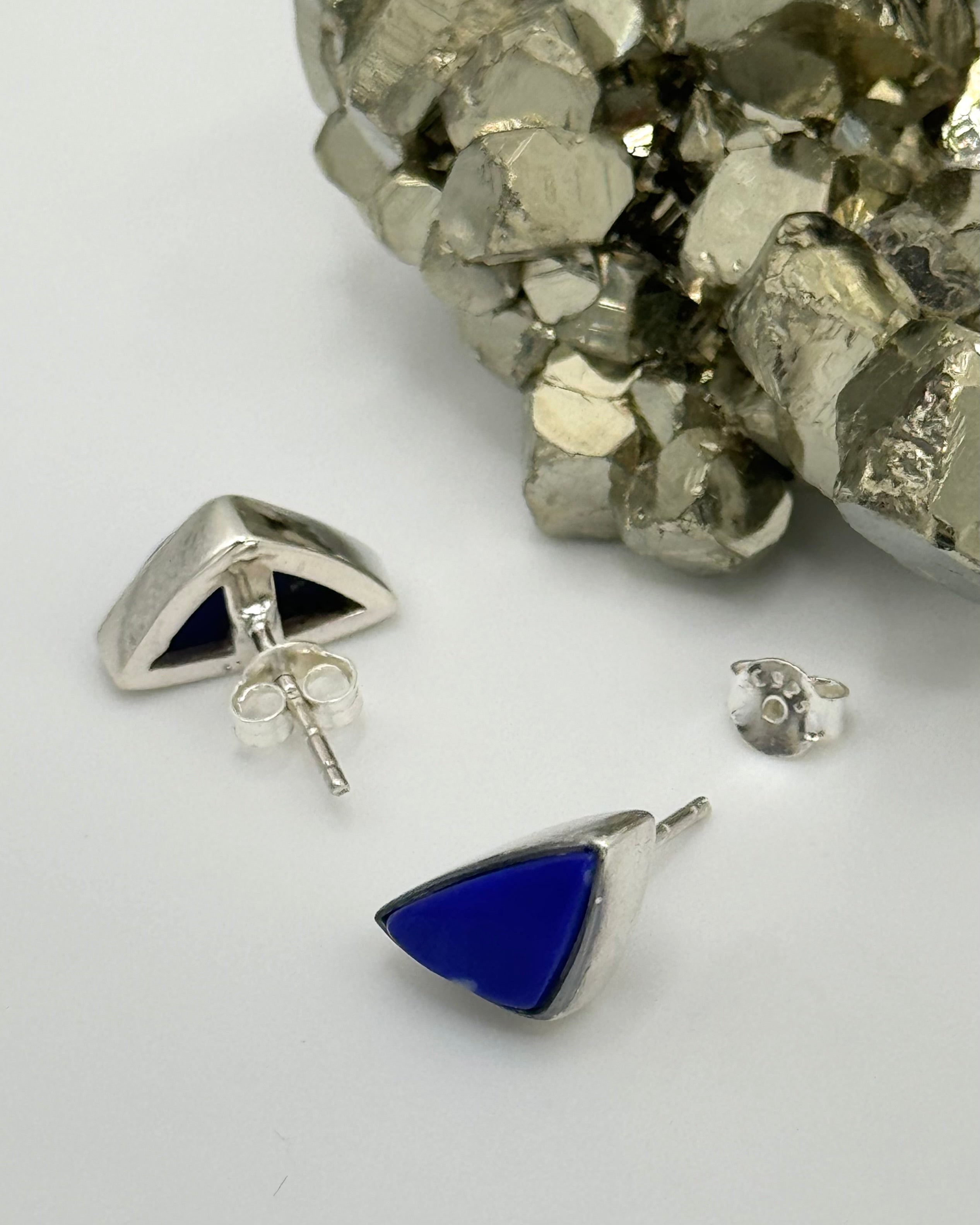 •LAPIS LAZULI - SOFT TRIANGLE• silver bezel set stud earrings