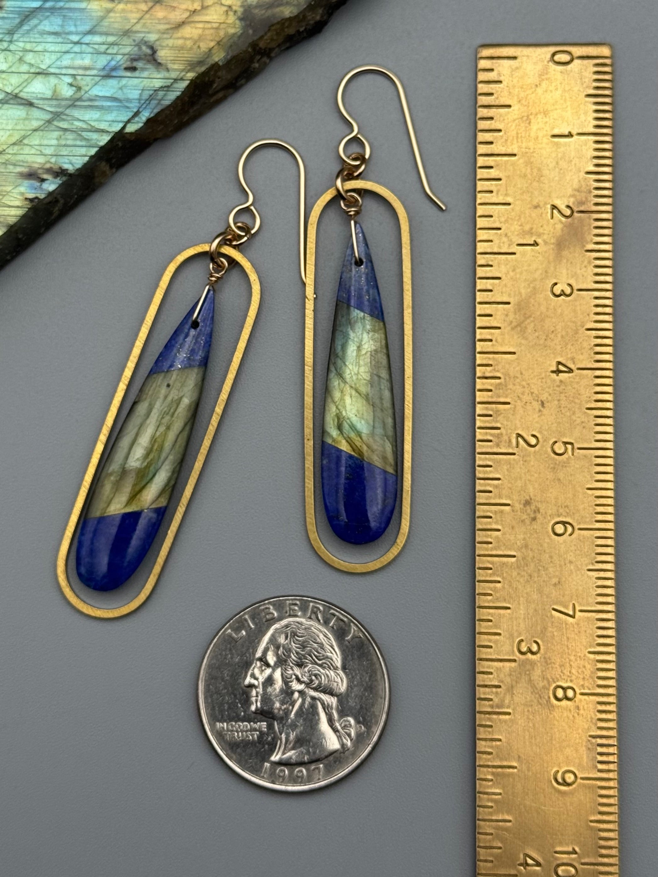 •PENDULUM• intarsia + gold earrings