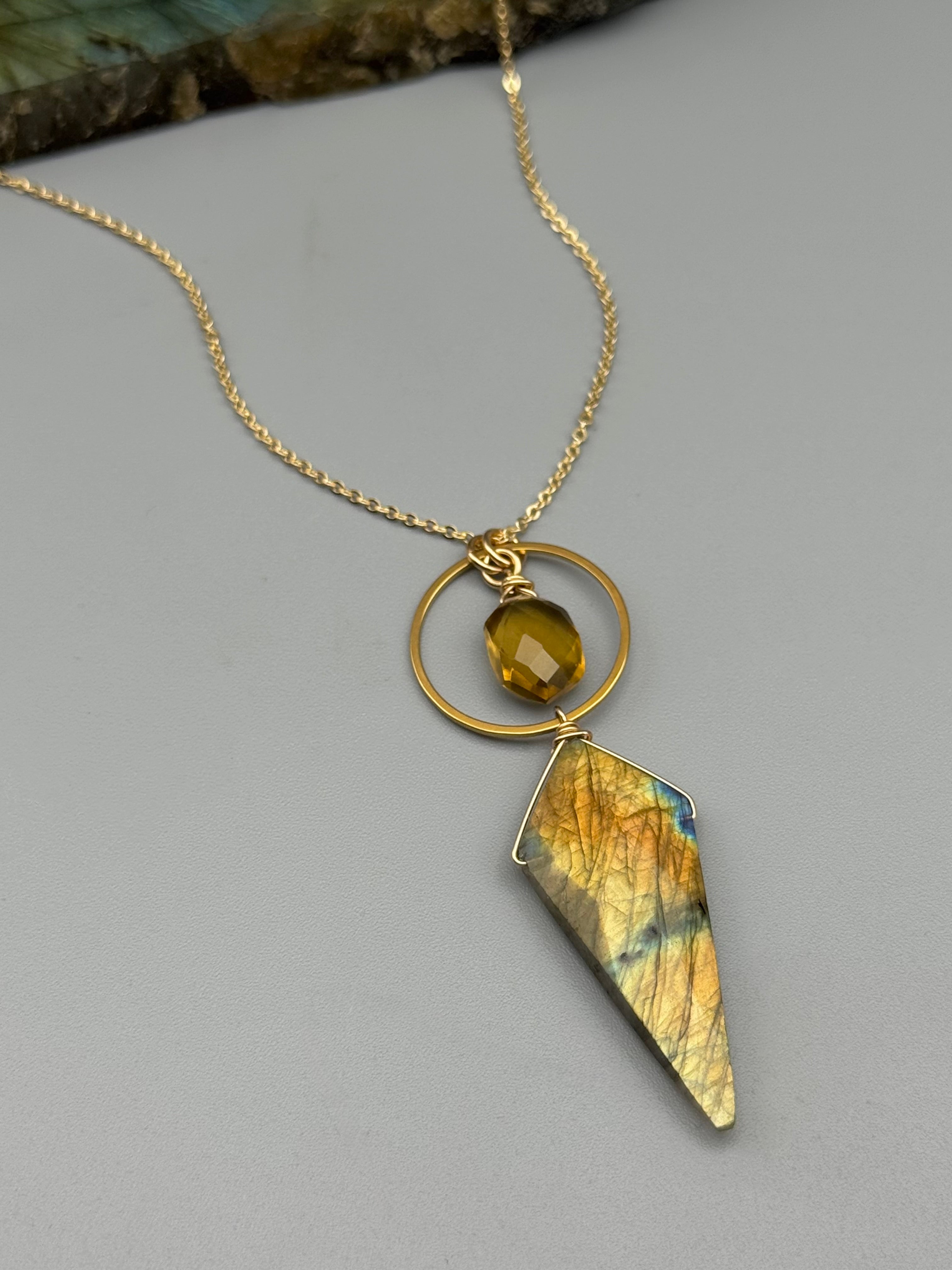 •LUNA• citrine + labradorite gold necklace (18"-20" long)