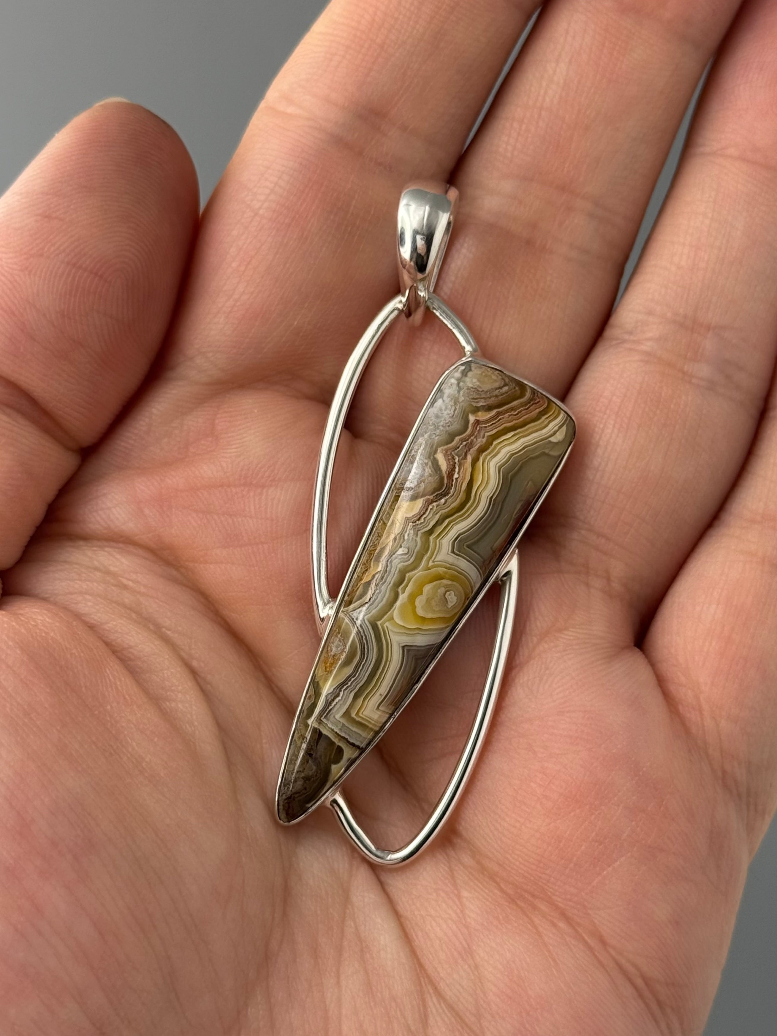 •CRAZY LACE AGATE - PICARD• sterling silver pendant