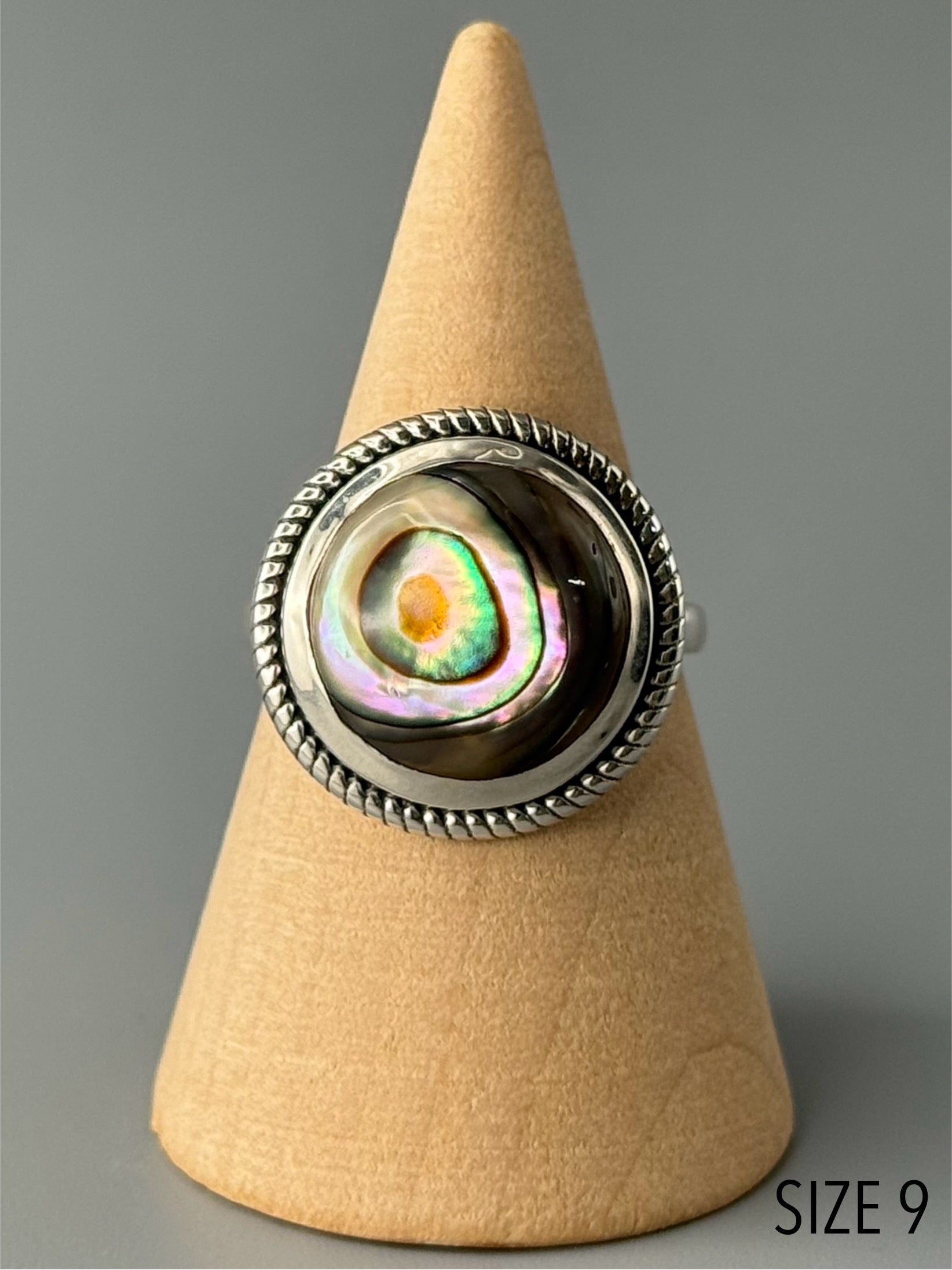 •ABALONE SHELL - ROUND• rope bezel silver ring (various sizes)