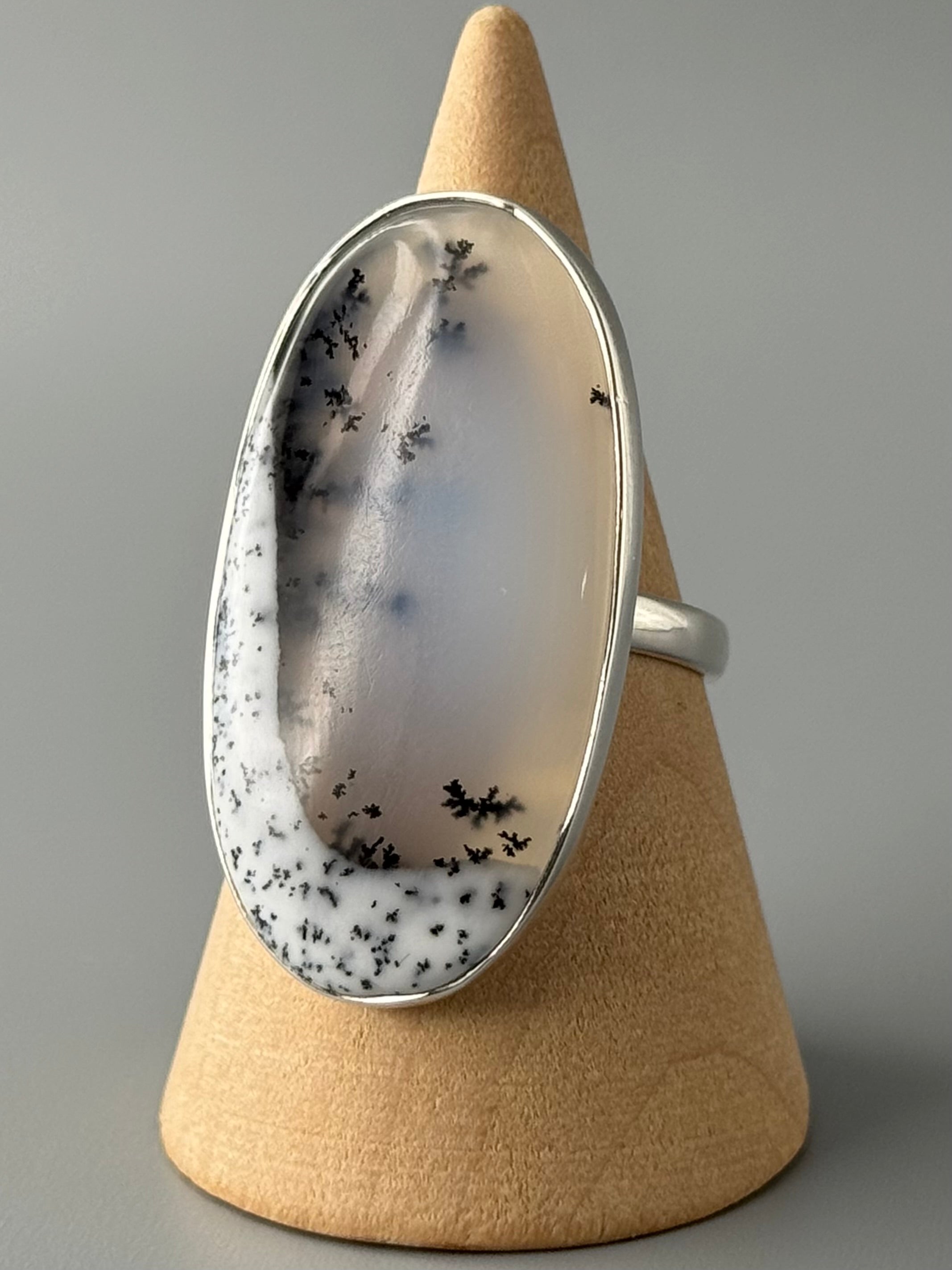 •DENDRITIC OPAL - OVAL• simple bezel silver ring (size 9)