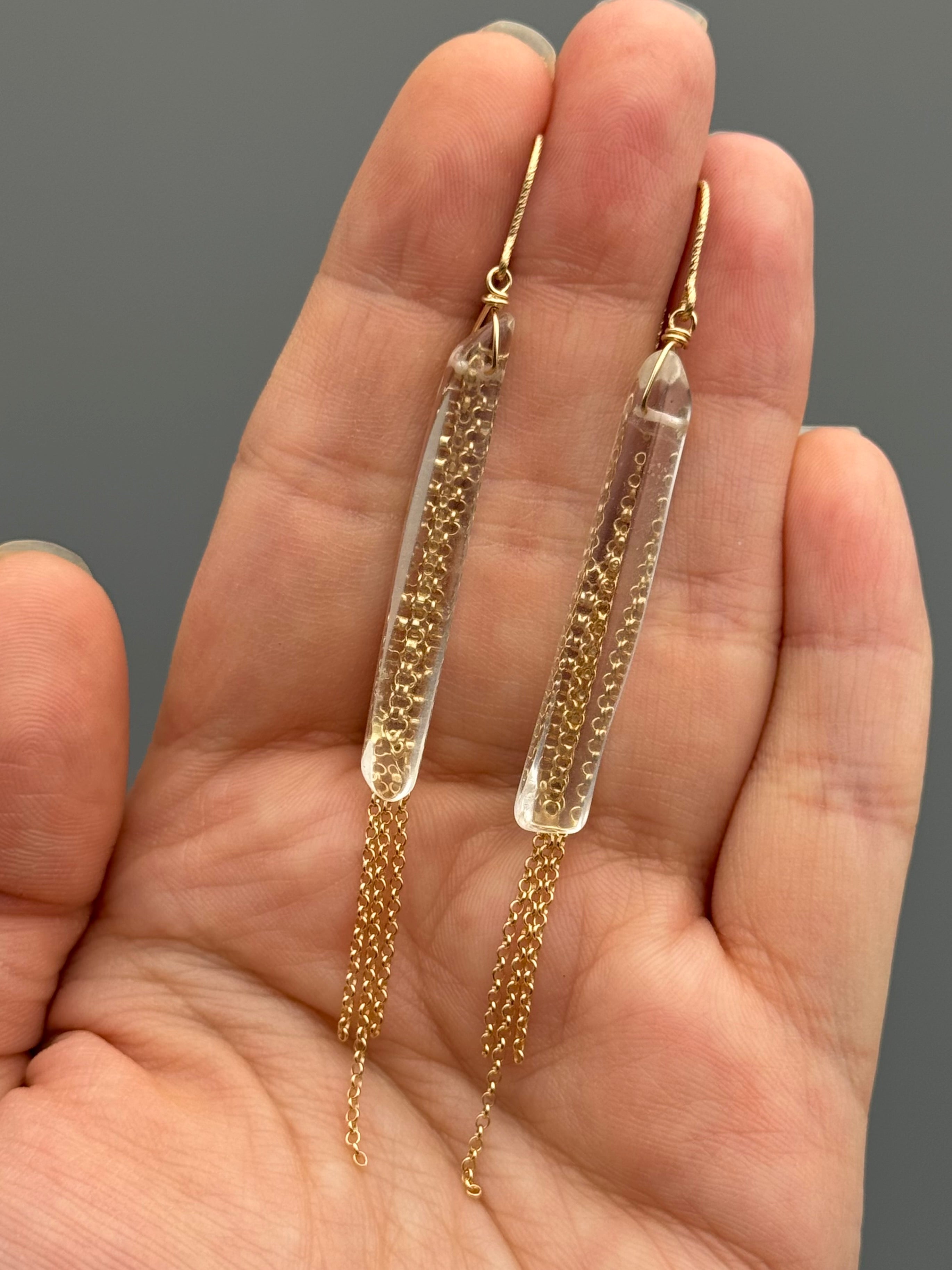 •FREE SWING• quartz point + gold earrings