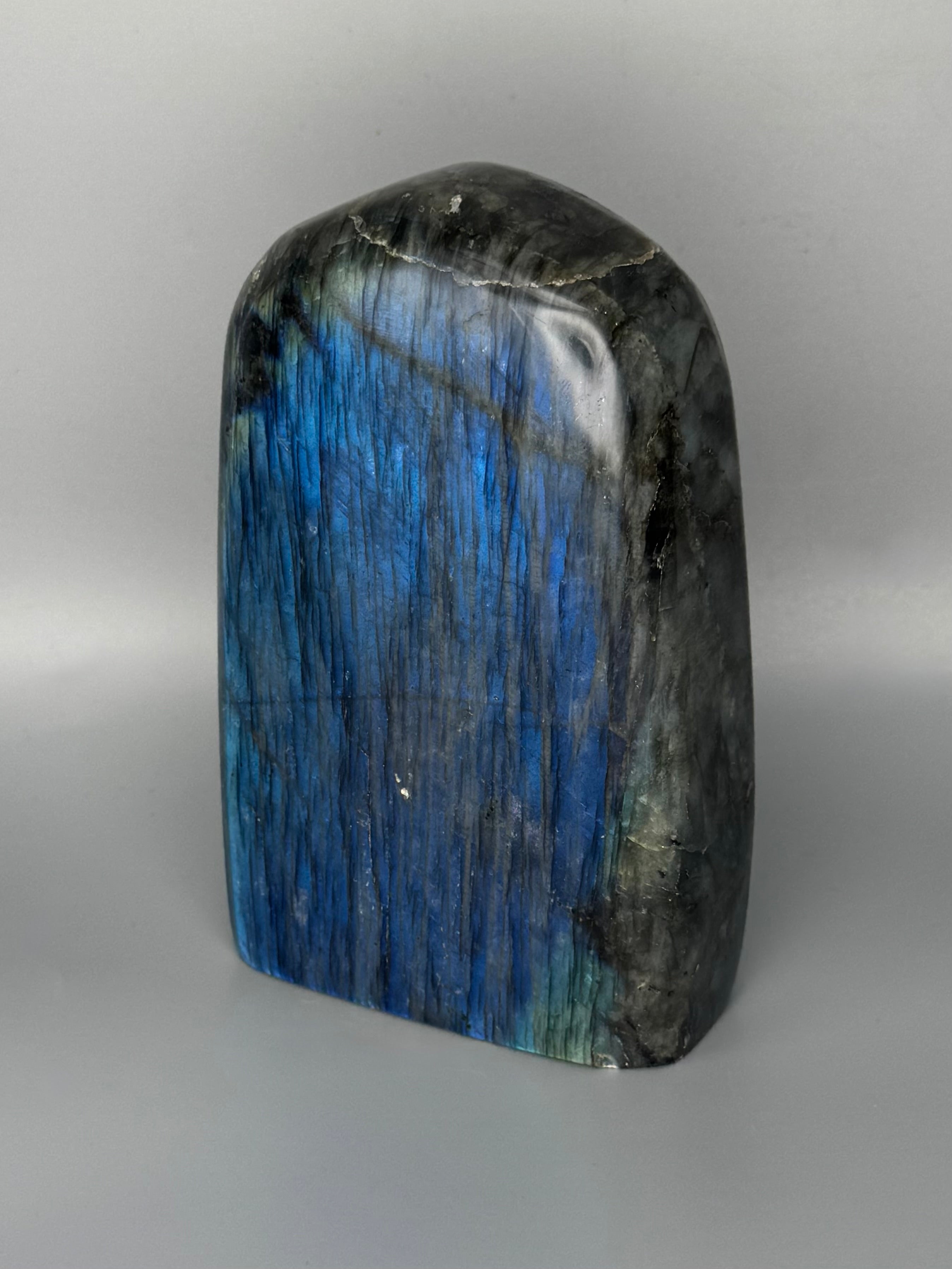 •LABRADORITE• smooth freeform