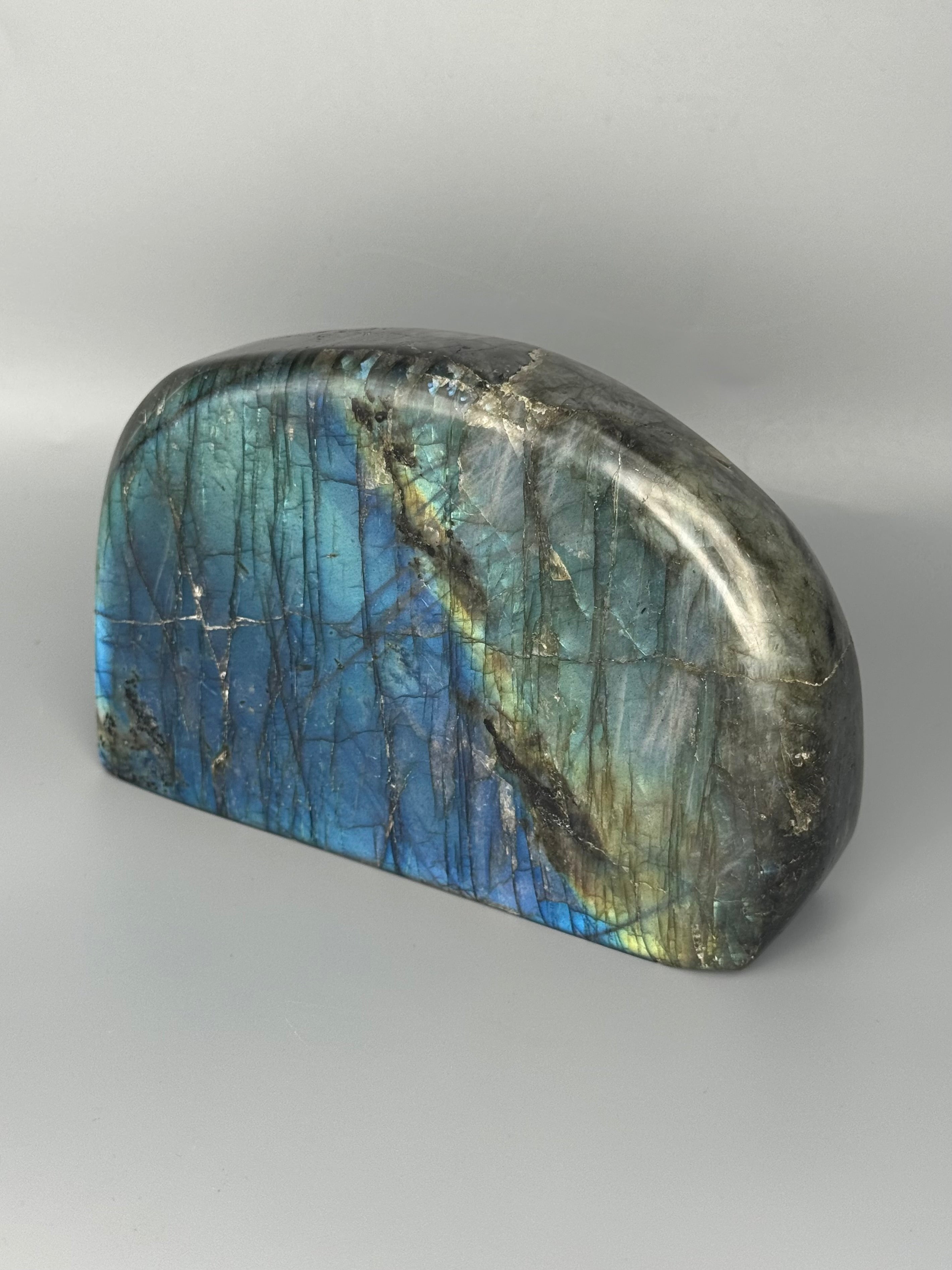 •LABRADORITE• smooth freeform