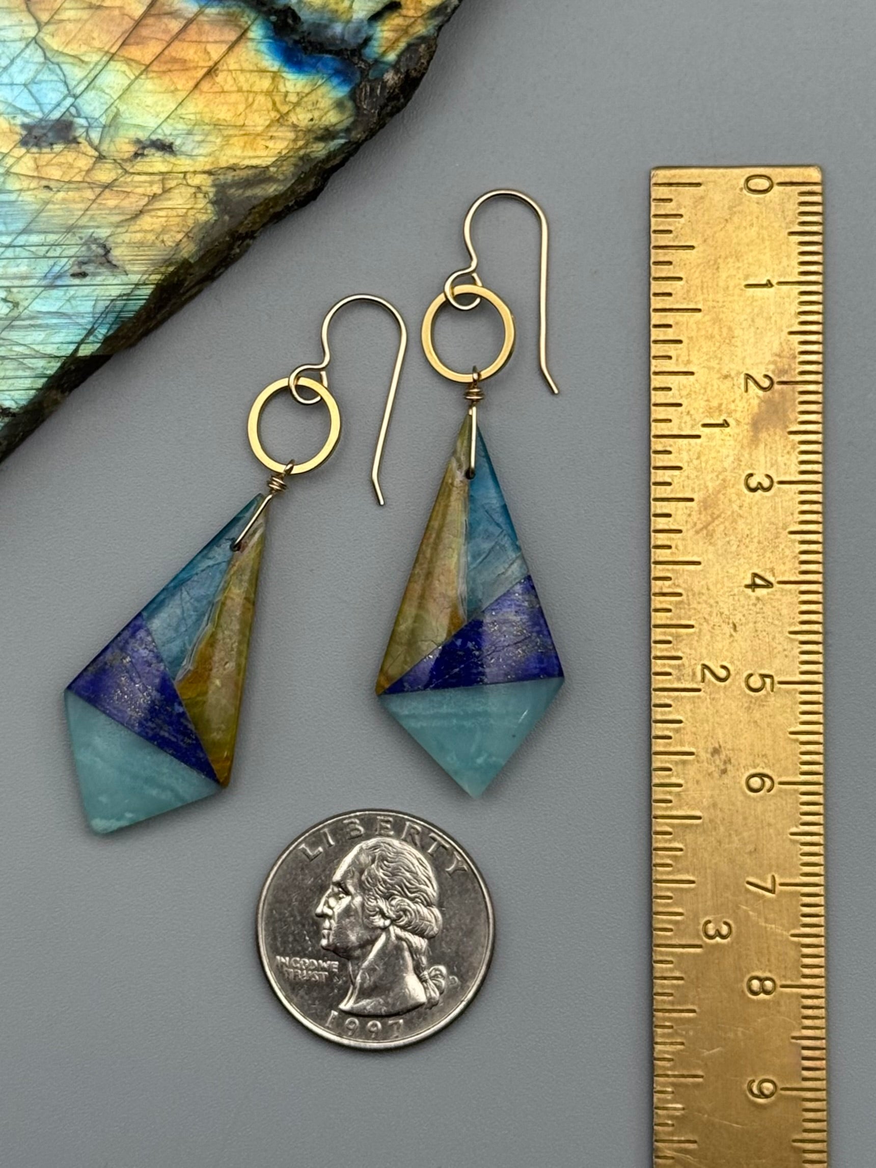 •LUNA• intarsia + gold earrings