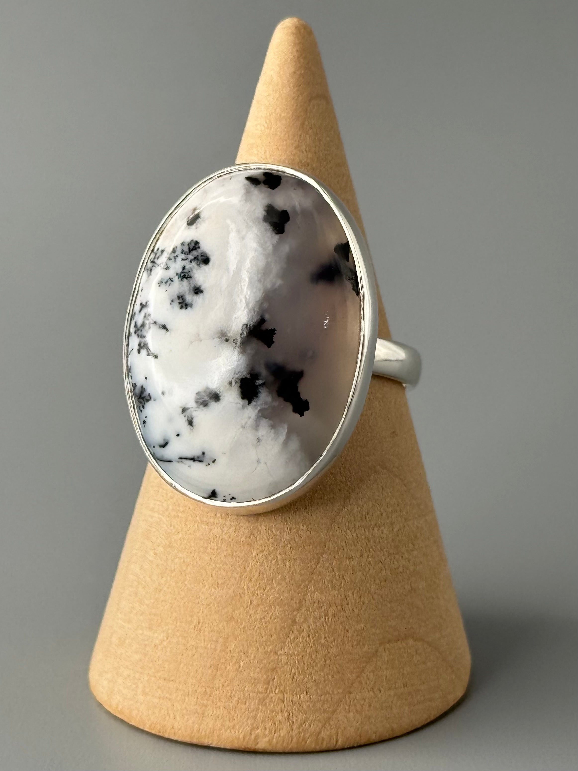 •DENDRITIC OPAL - OVAL• simple bezel silver ring (size 7.75)