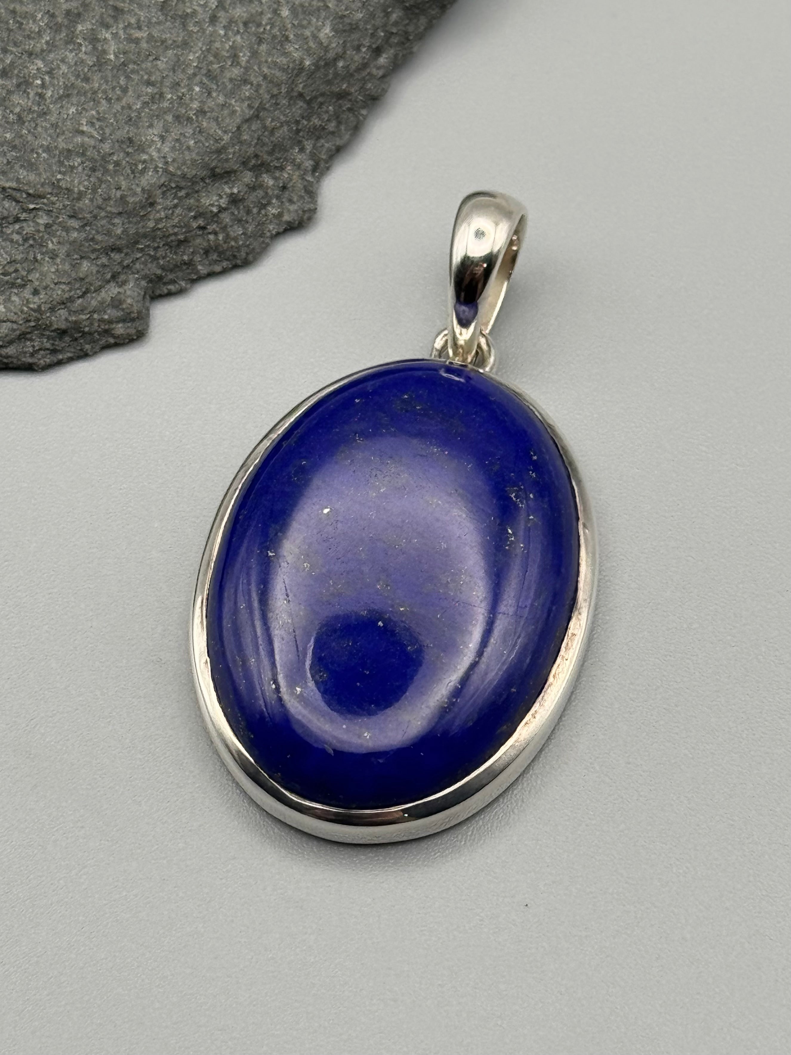 •LAPIS LAZULI - MEDIUM OVAL• sterling silver pendant