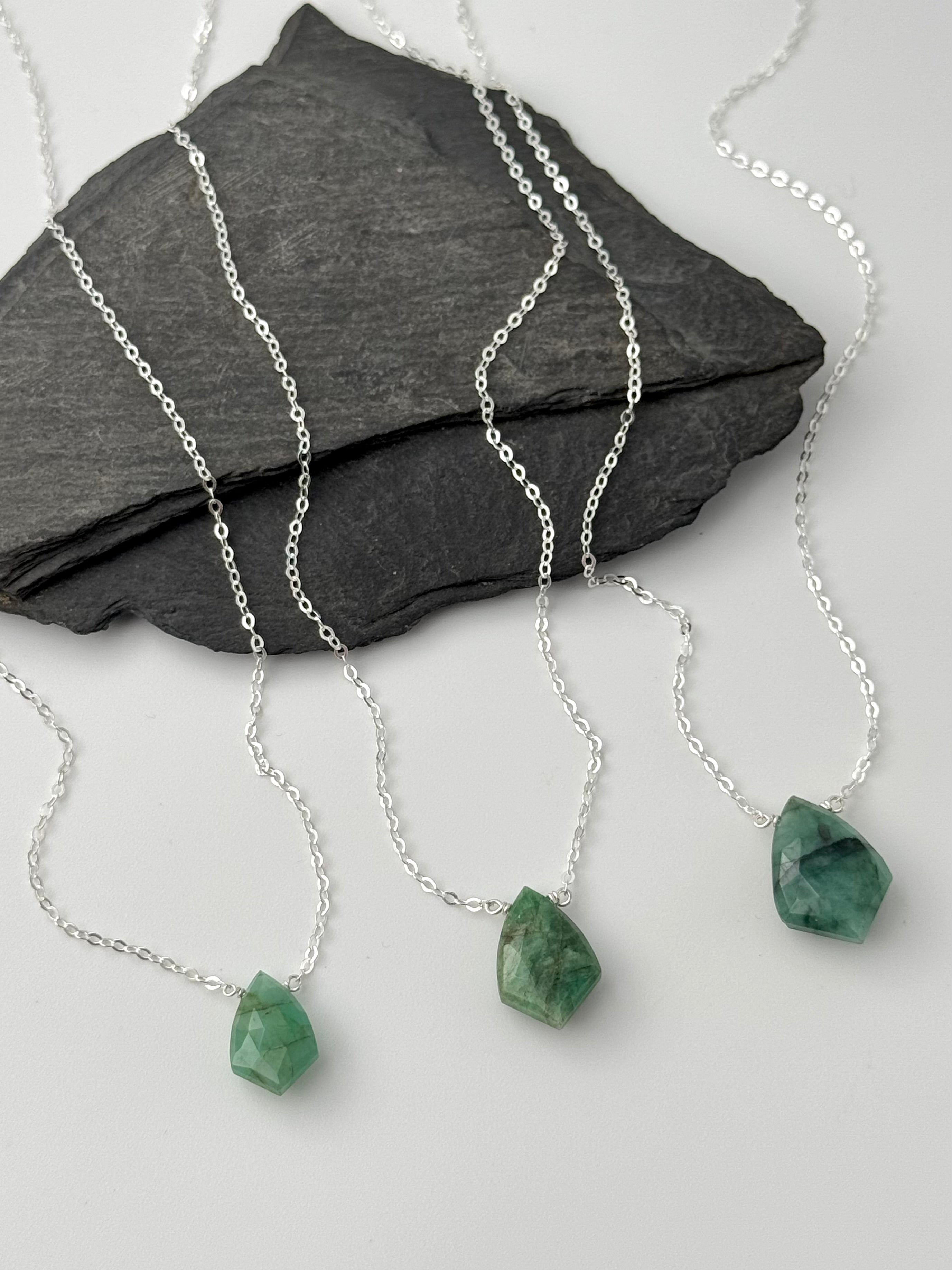 •STRAY• faceted emerald sparrows + silver necklace (various lengths)