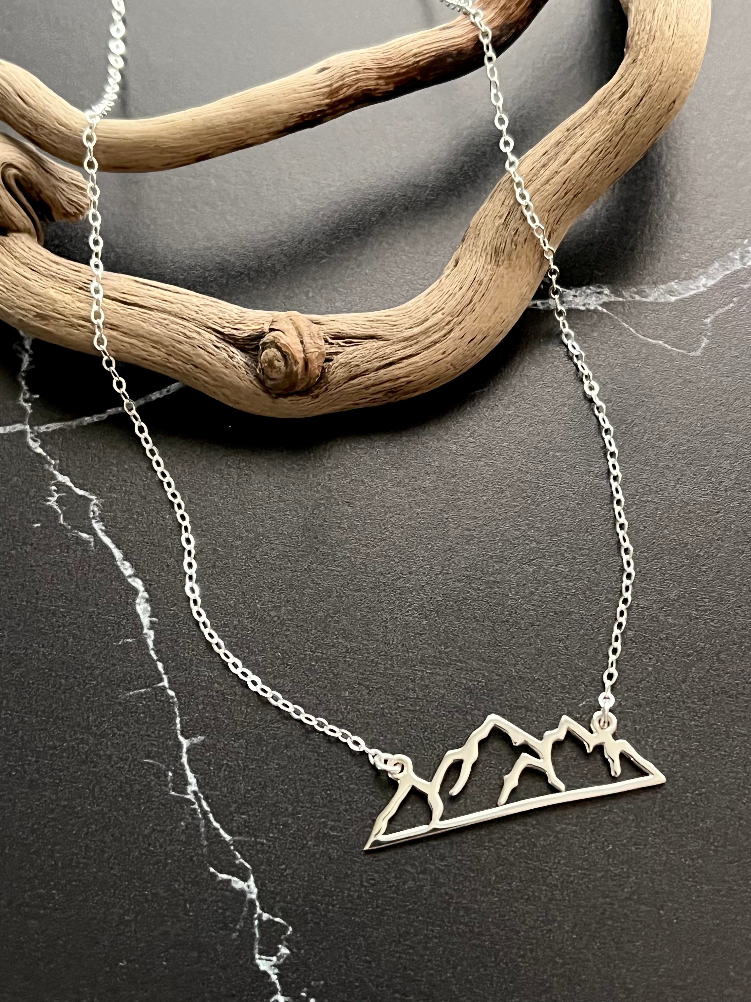 •RIDGELINE• silver necklace