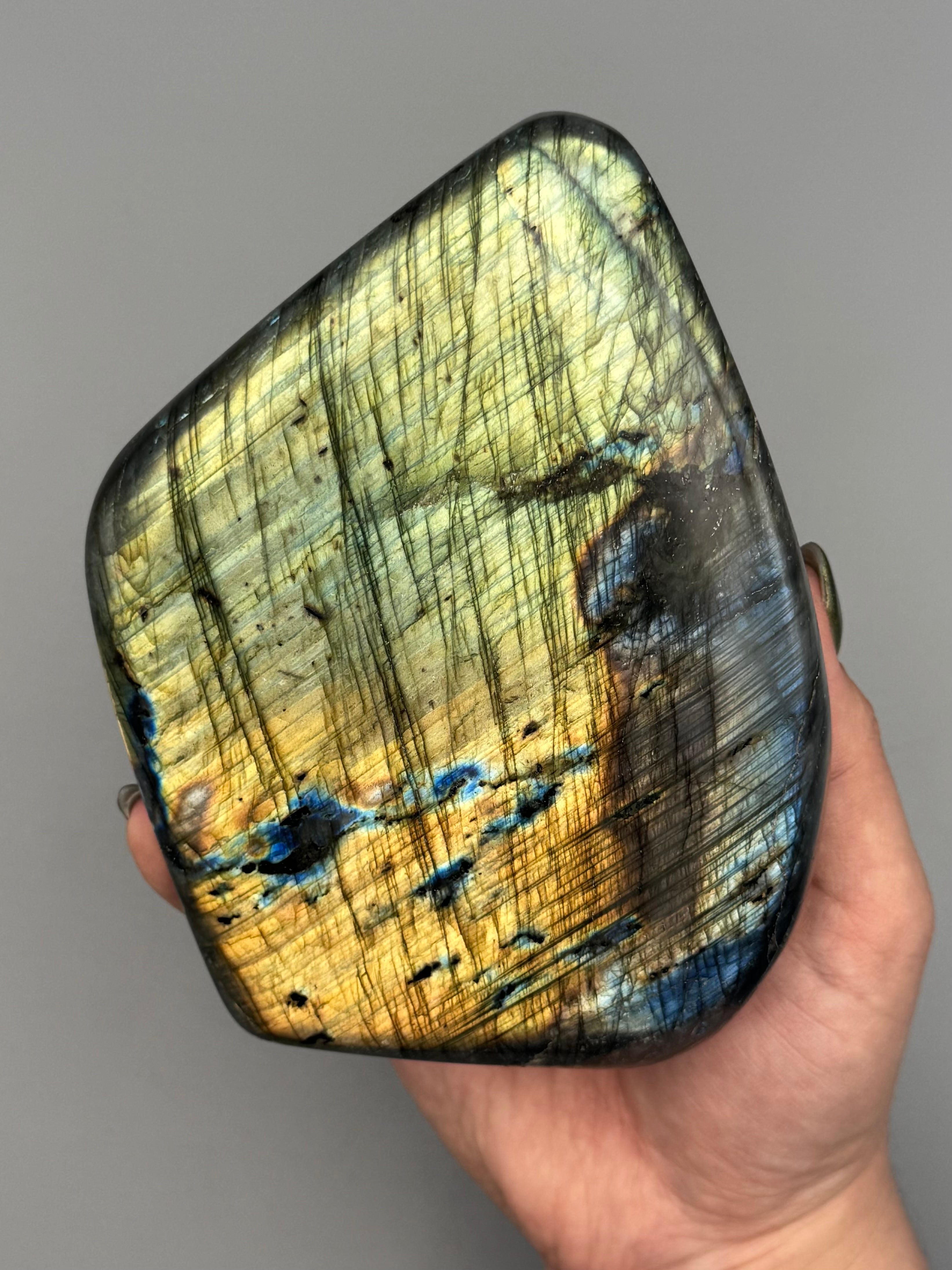 •LABRADORITE• smooth freeform