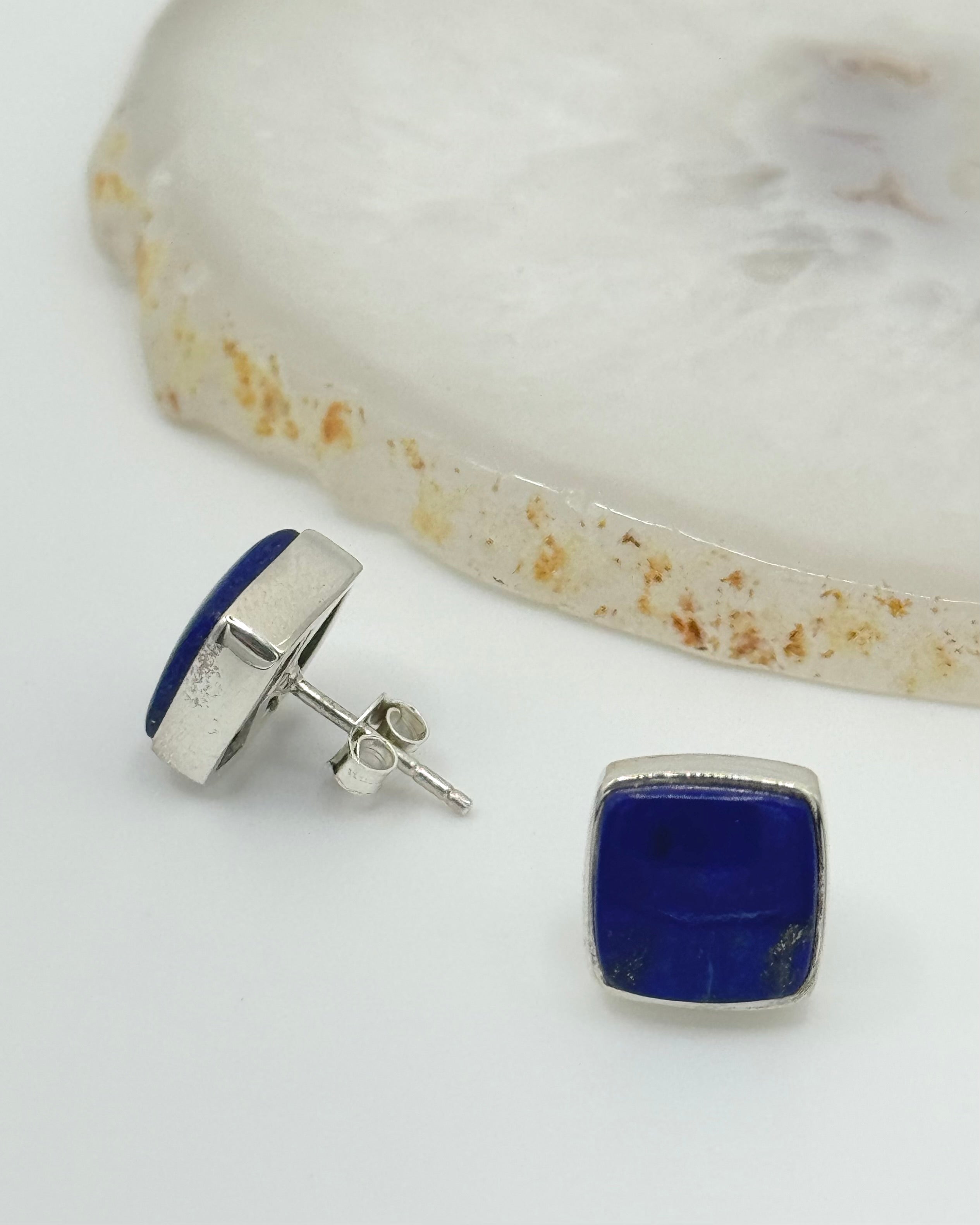 •LAPIS LAZULI - SQUARE• silver bezel set stud earrings