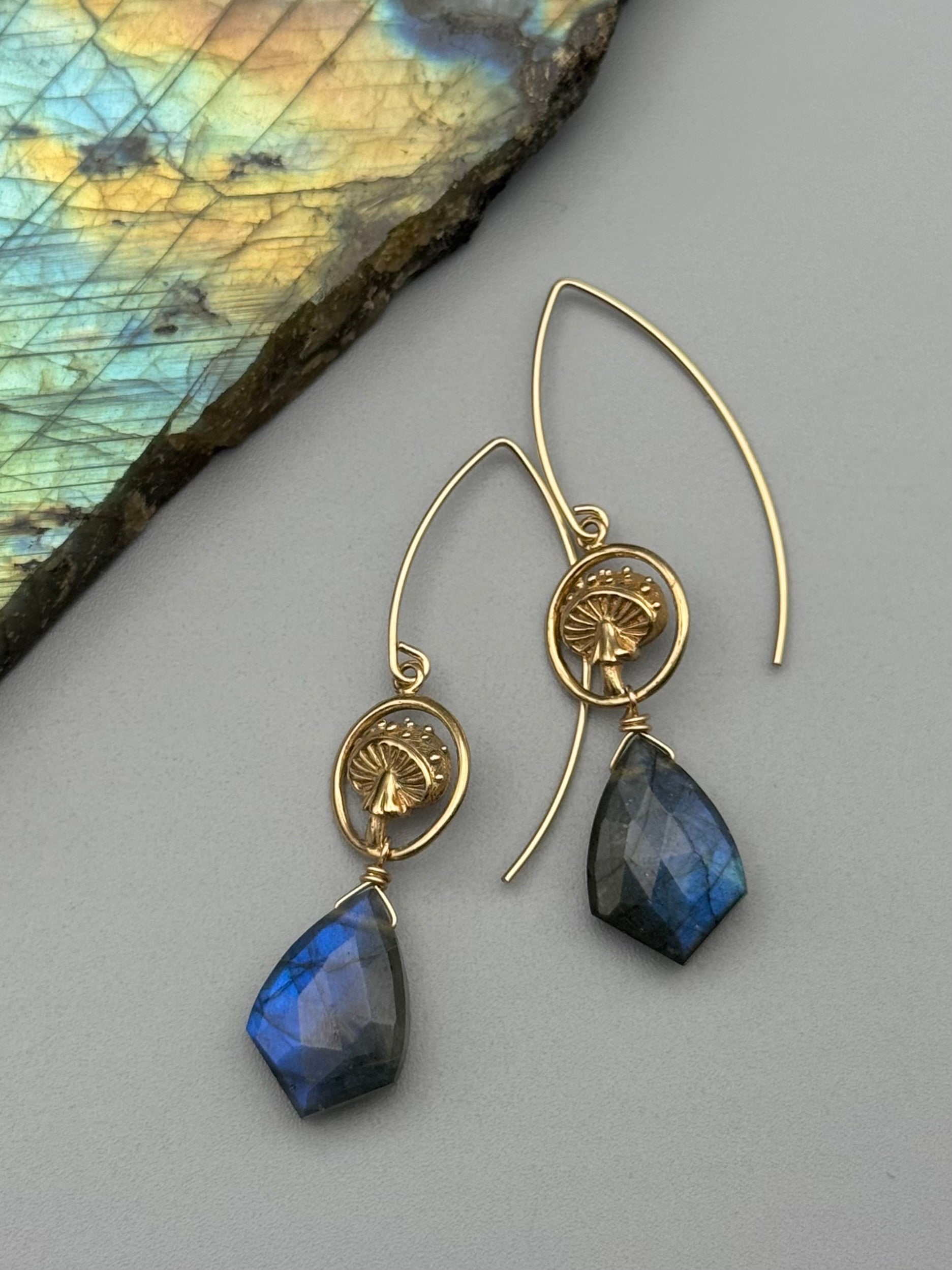 •UNDERSTORY• labradorite sparrow + gold earrings
