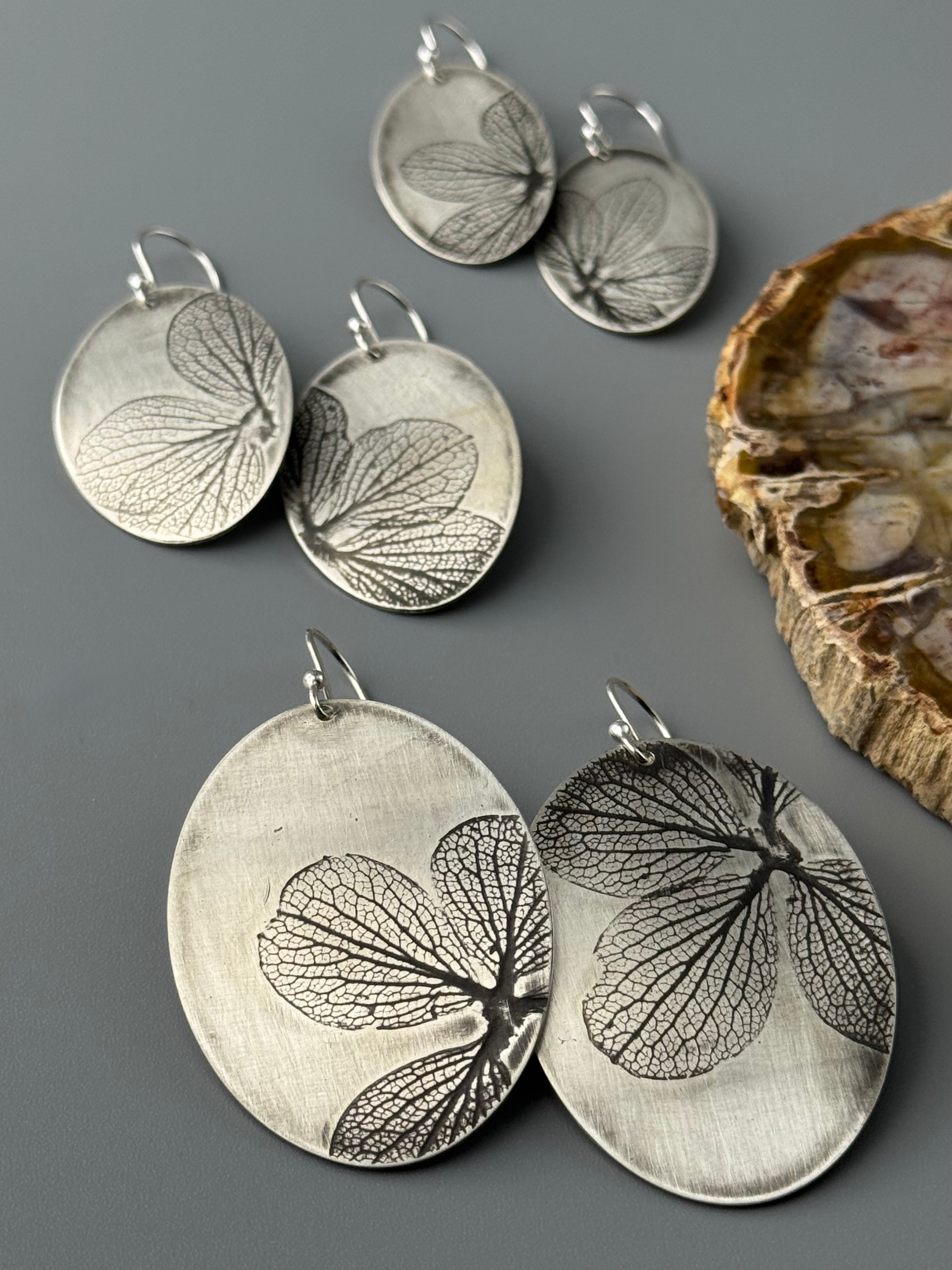 •HYDRANGEA OVOID• silver dangle earrings