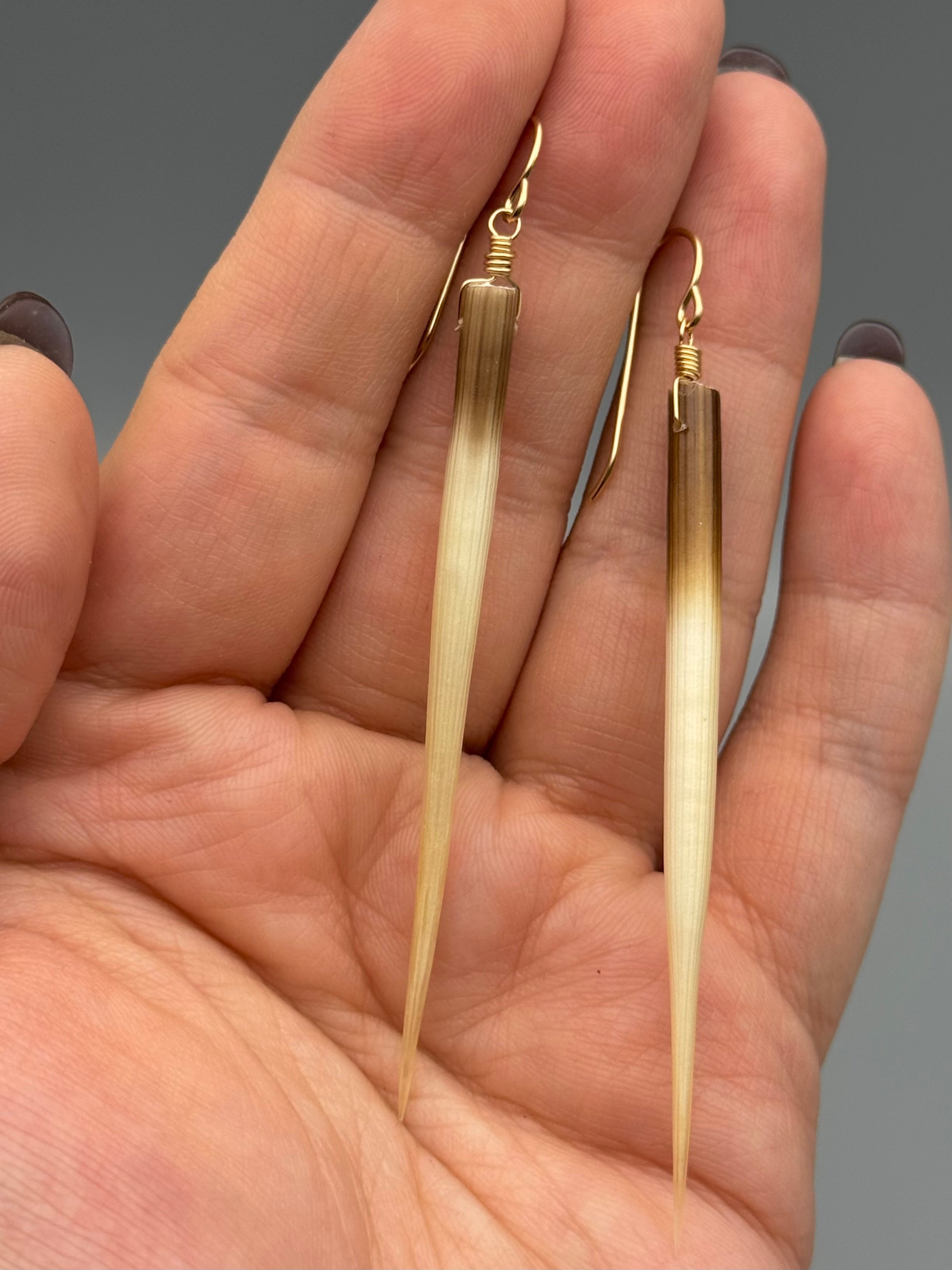 •SIMPLE• porcupine quill + gold earrings