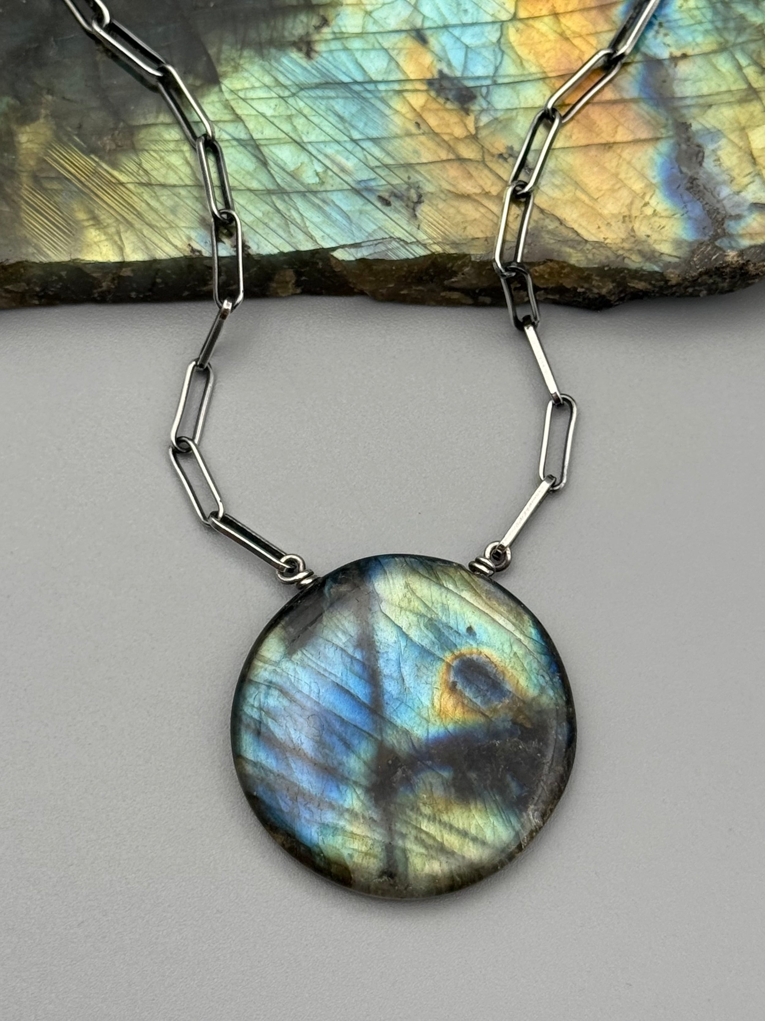 •AEON• labradorite + silver necklace (18"-20" long)