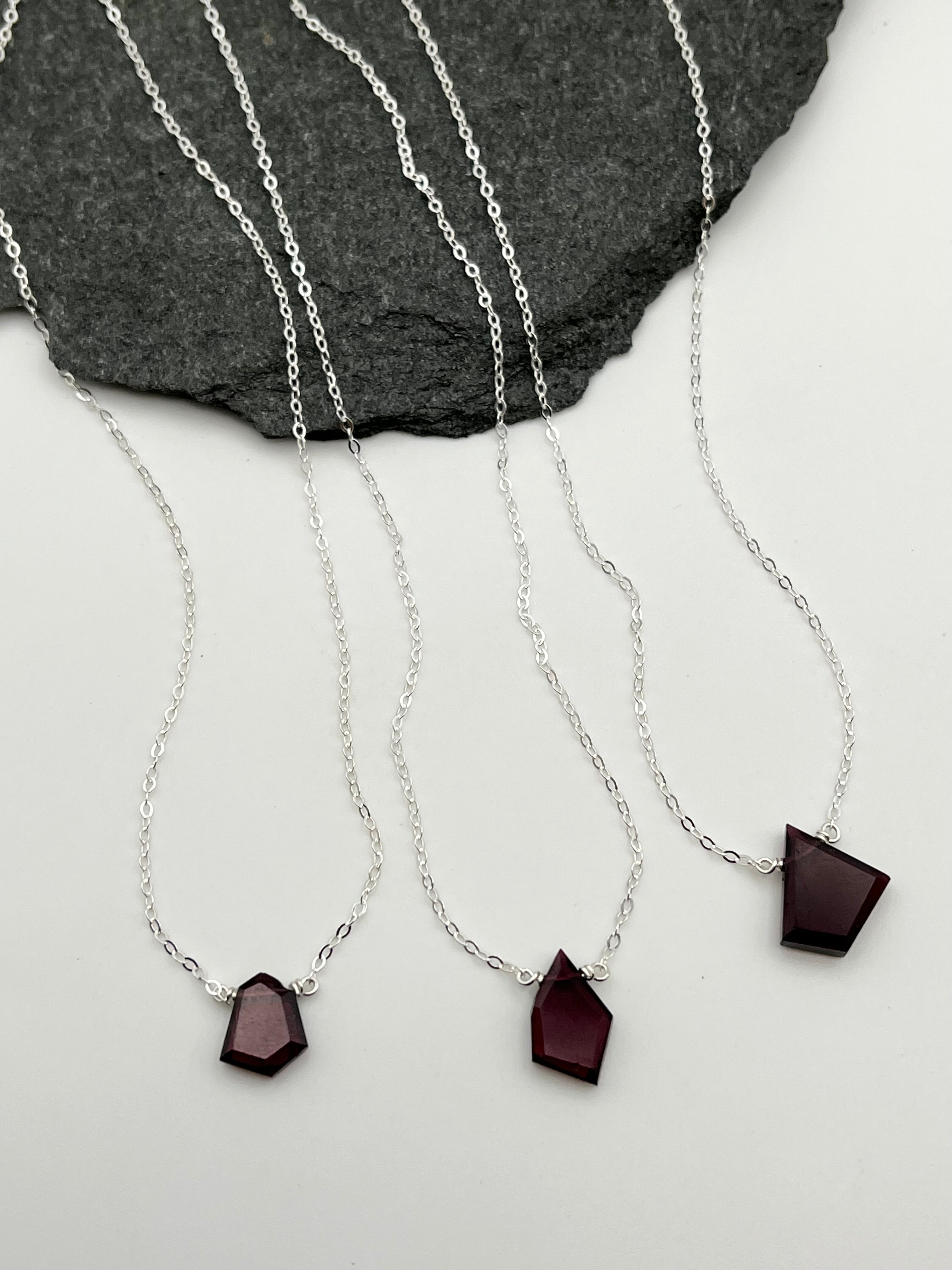 •STRAY• flat faceted garnet geo + silver necklace (various lengths)