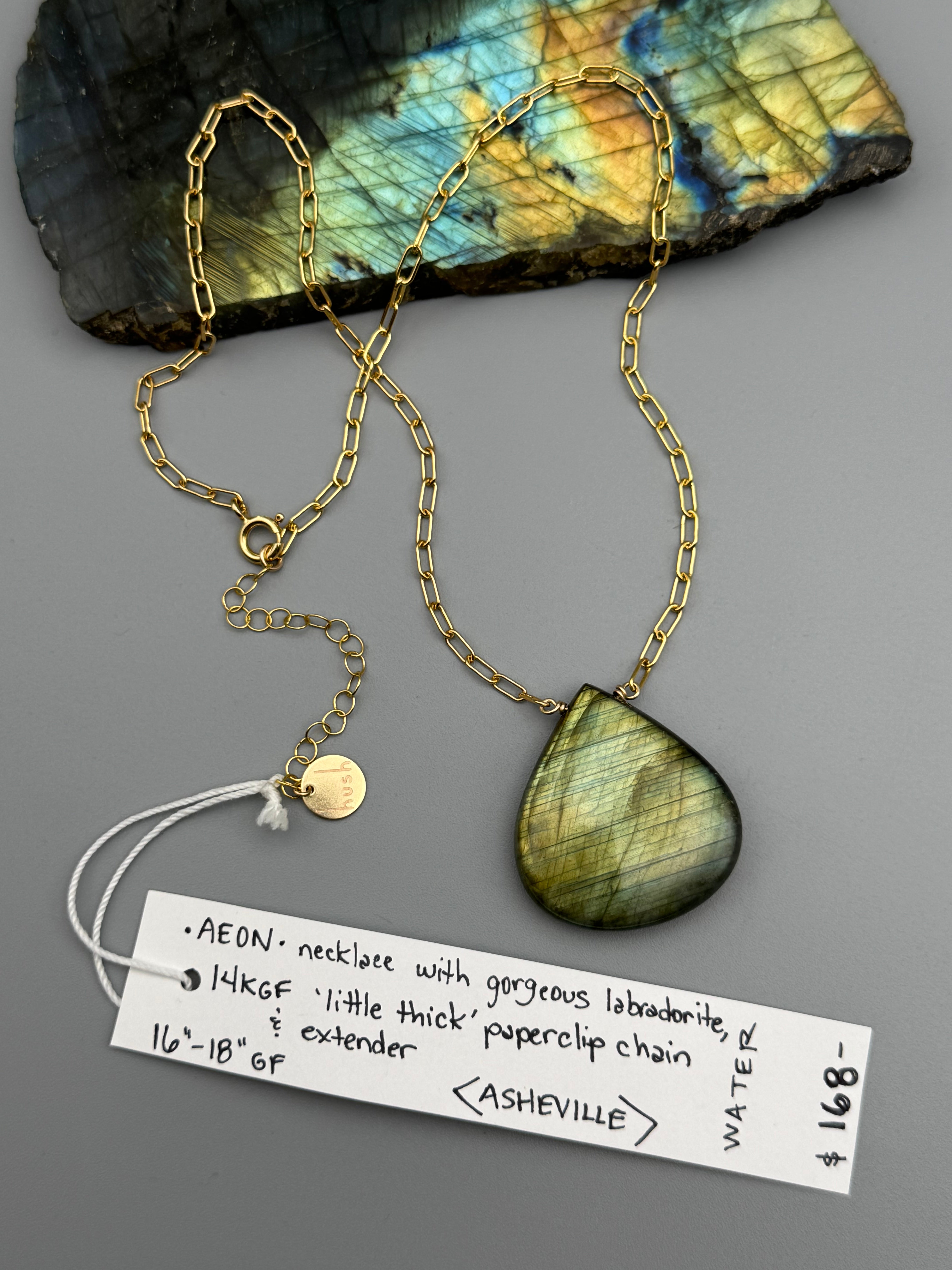•AEON• labradorite + gold necklace (16"-18" long)