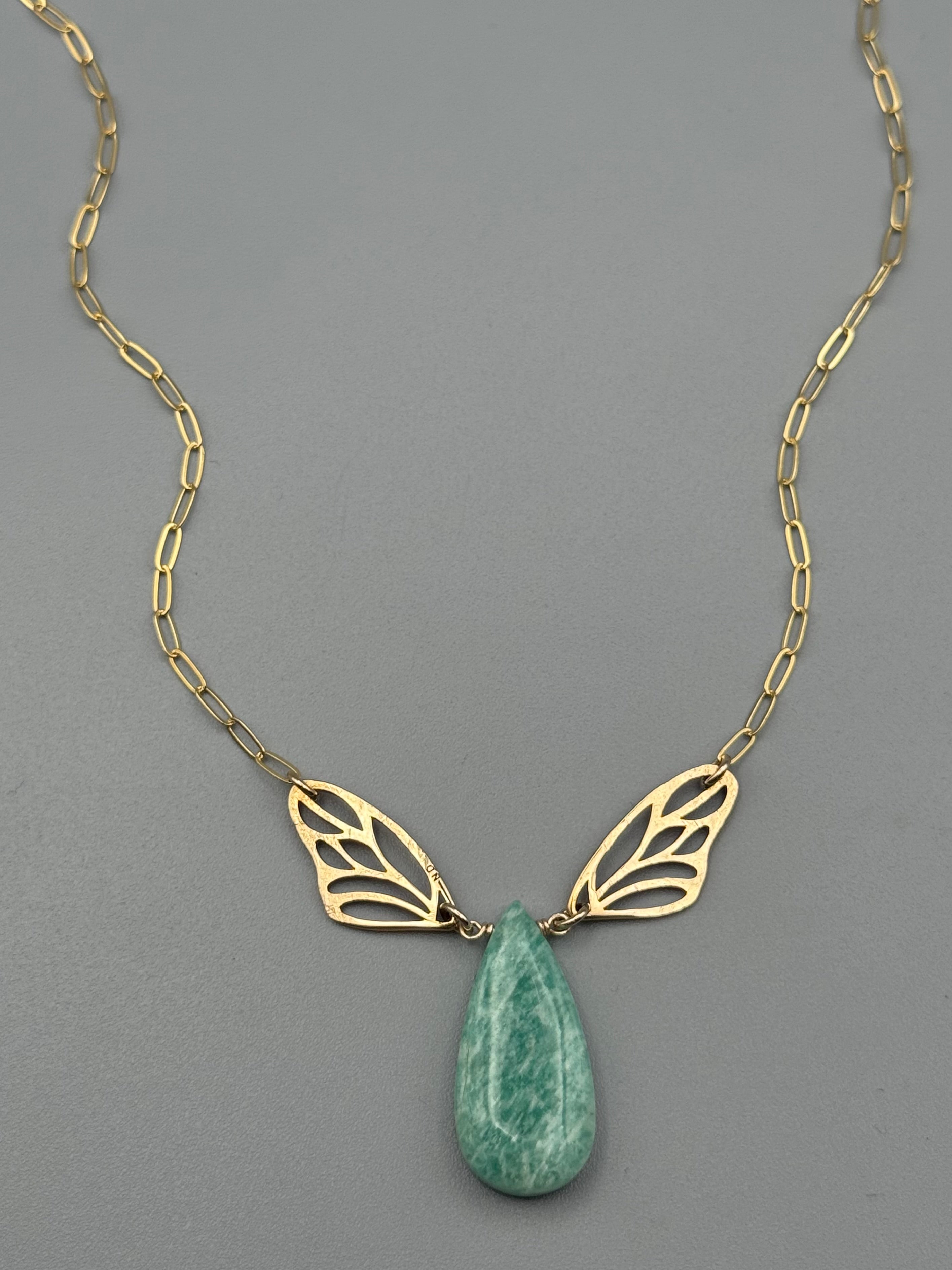 •METAMORPH• amazonite + gold necklace (16"-18" long)