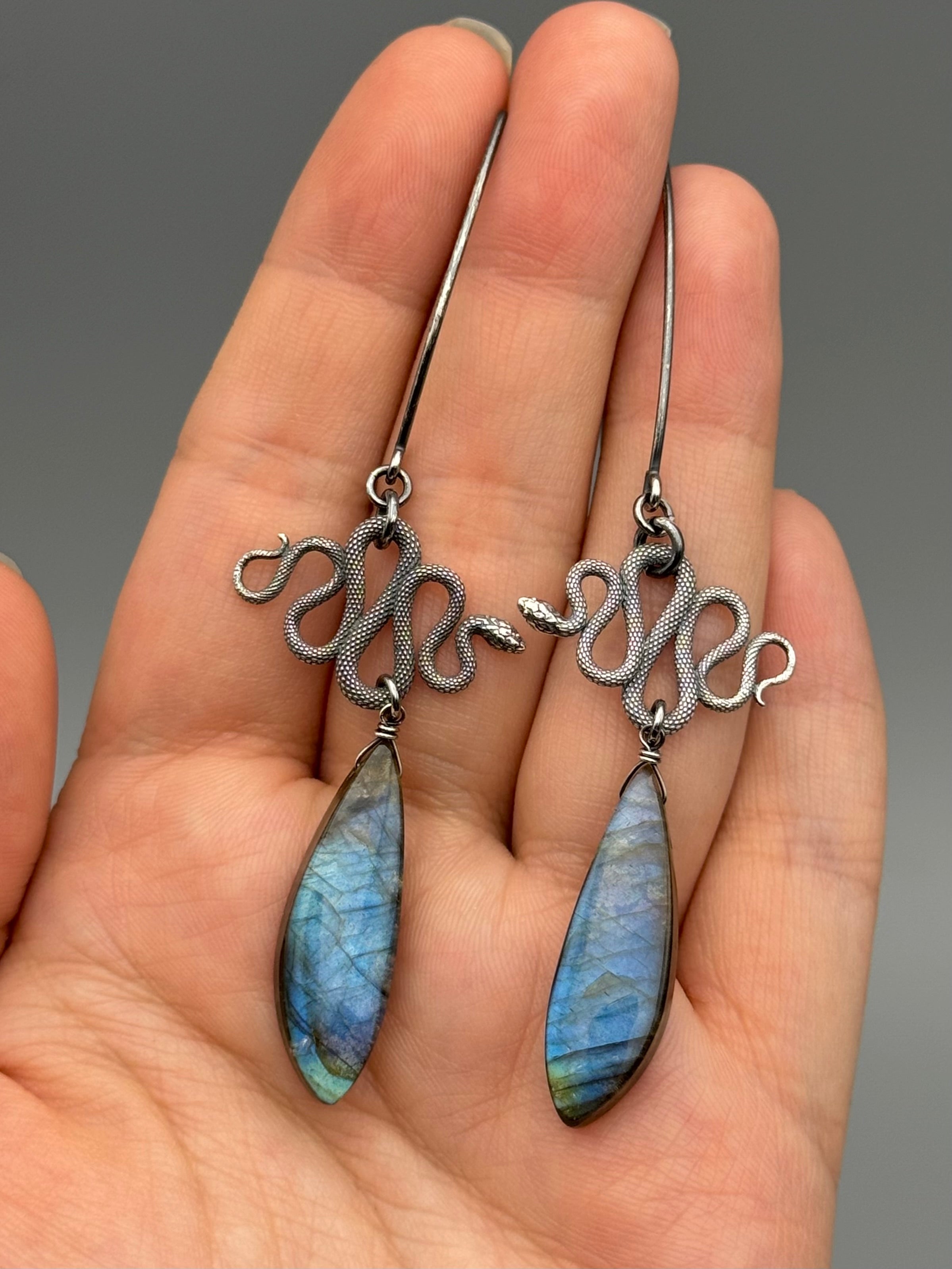 •SIDEWINDER• labradorite + silver earrings