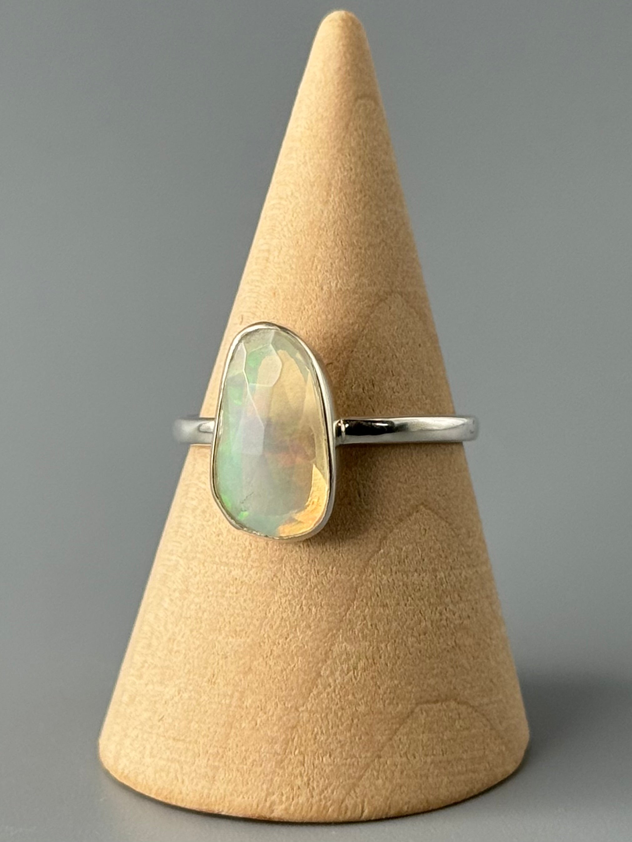 •FACETED ETHIOPIAN OPAL - STACKABLE FREEFORM• silver ring (size 9)