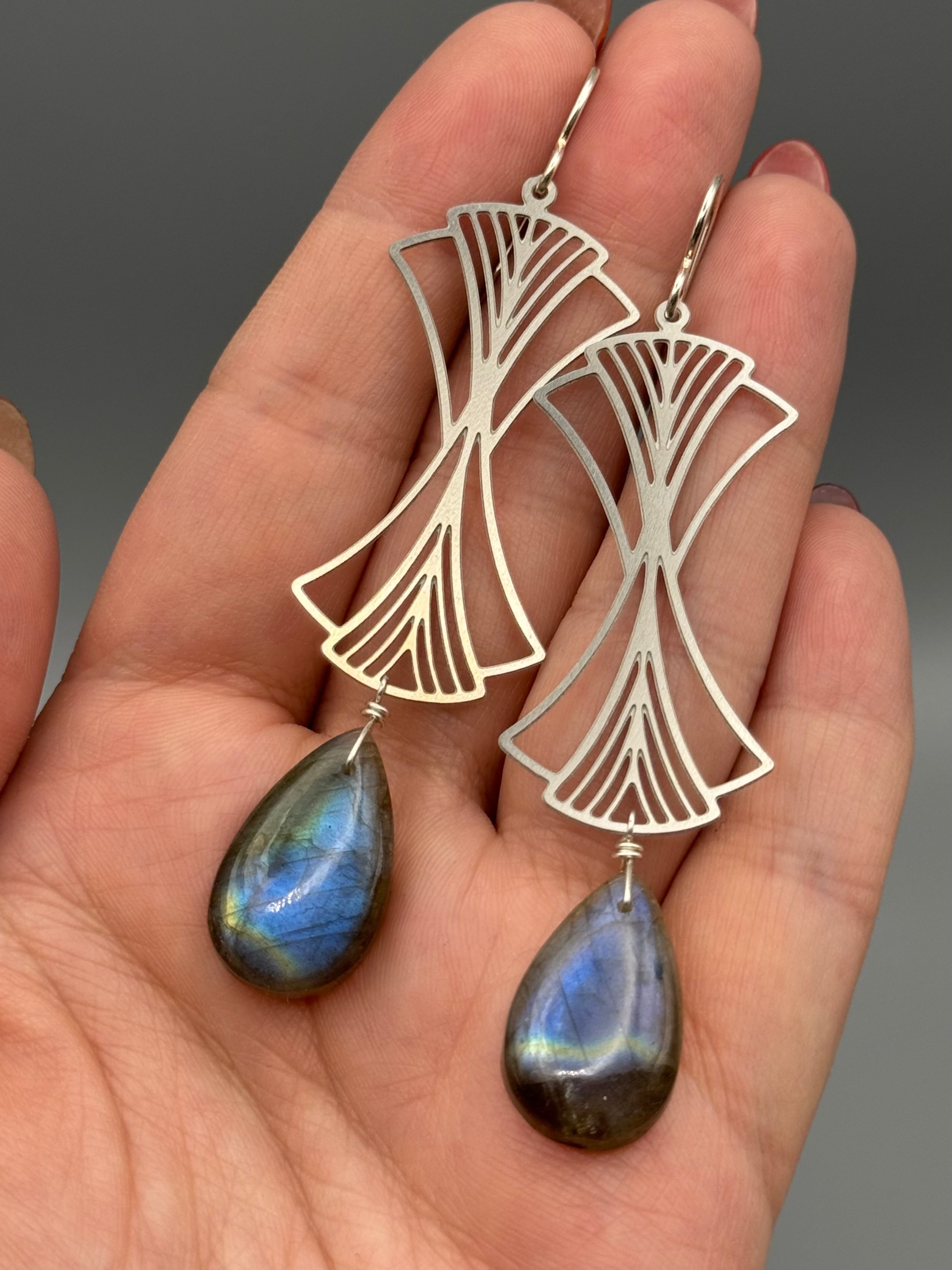 •TIME WARP• labradorite tear + silver earrings