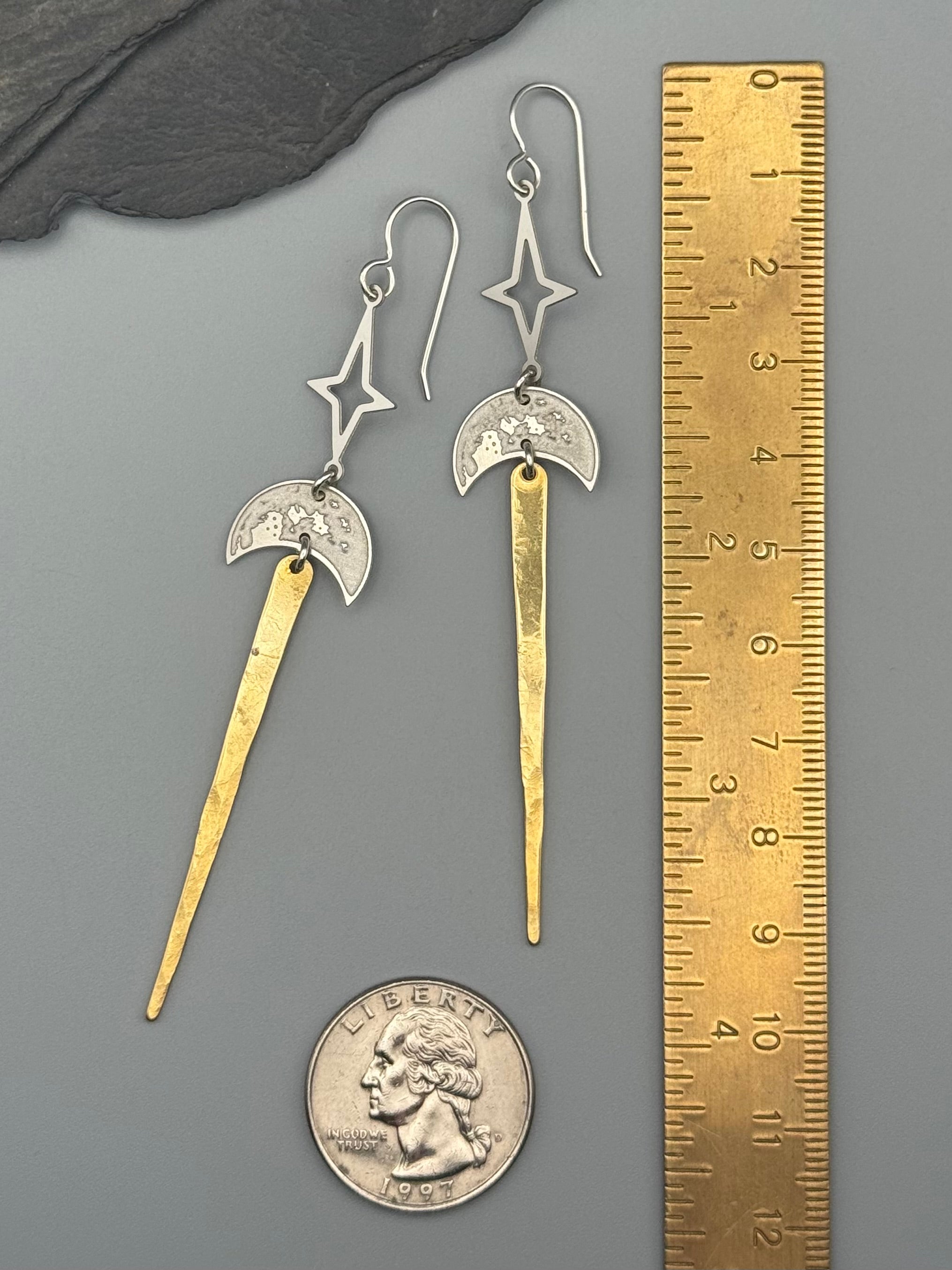 •NORTHERN EXPOSURE• mixed metal dangle earrings