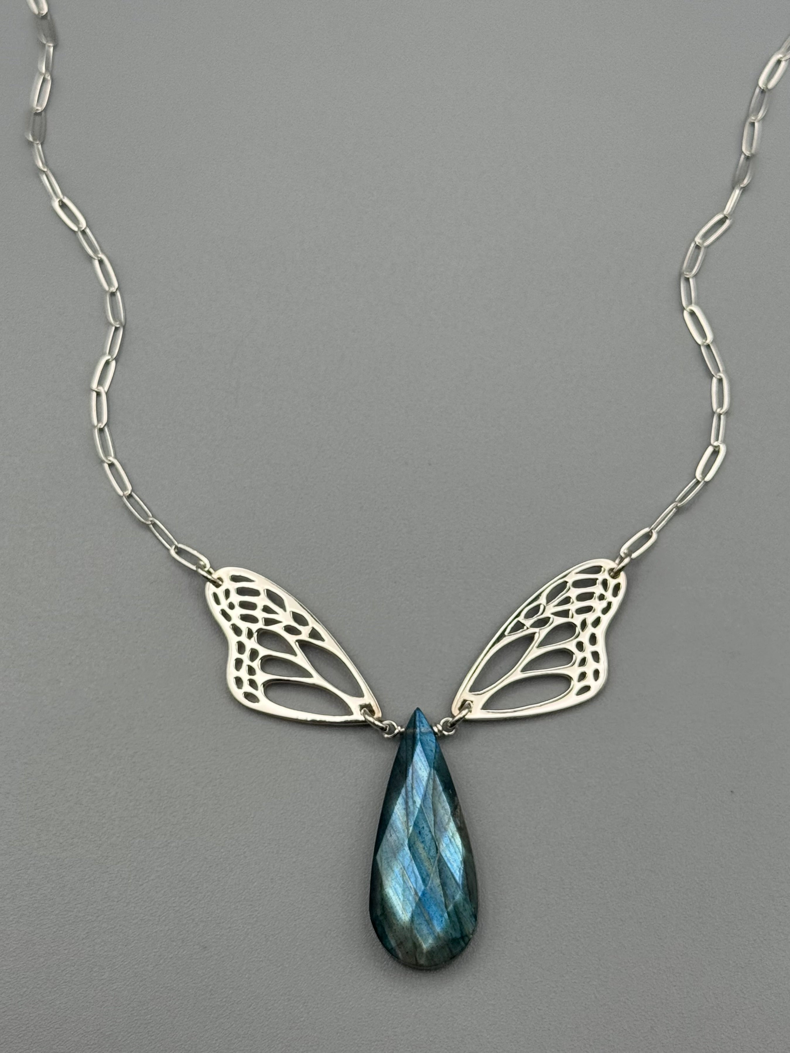 •METAMORPH• faceted labradorite + silver necklace (18"-20" long)