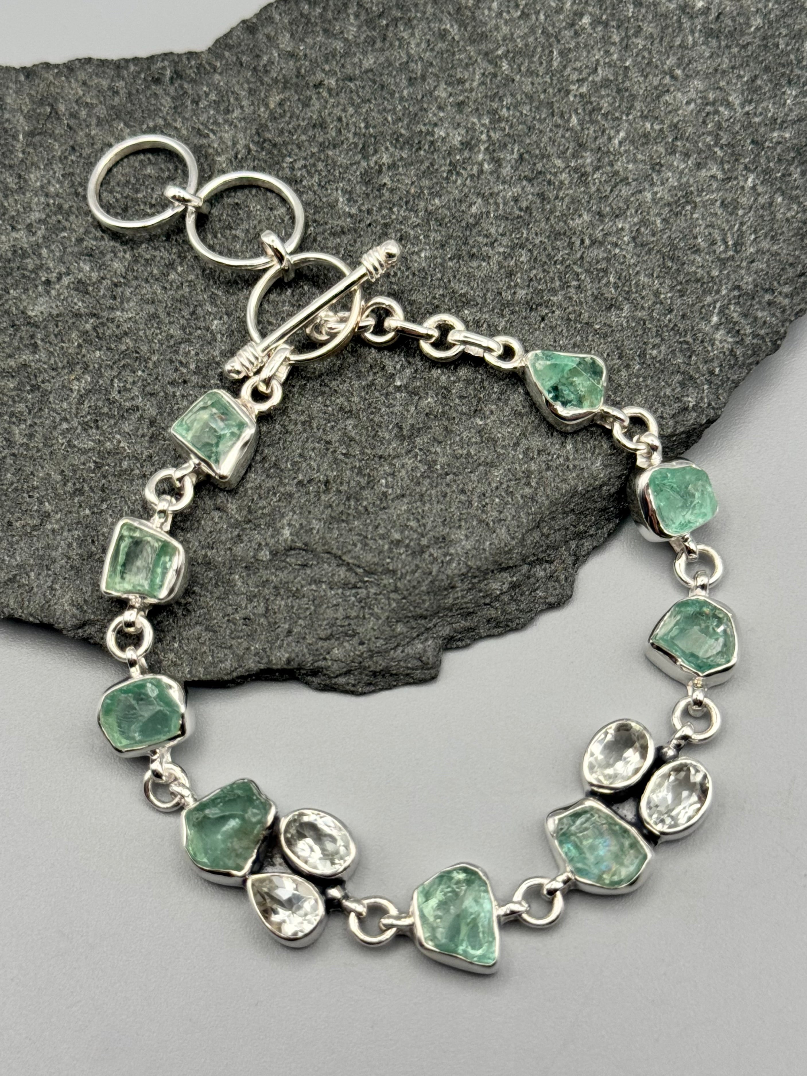 •APATITE + GREEN AMETHYST - CLUSTER• linked silver bracelet (7" - 8.25")