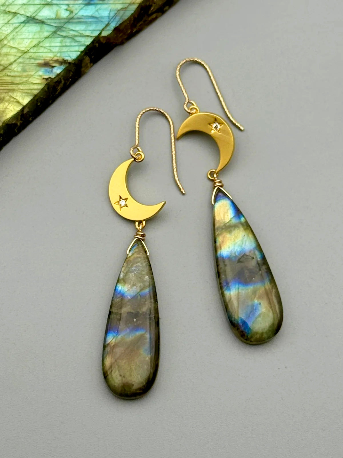 •CRYSTAL CRESCENT• labradorite + gold earrings
